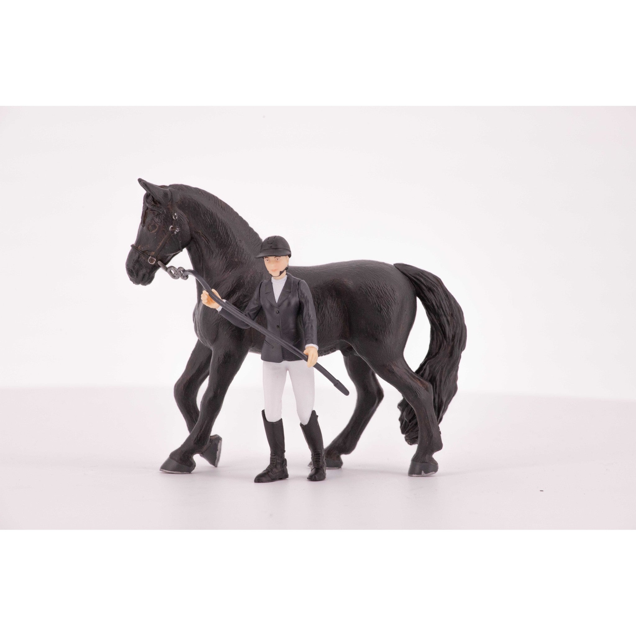 Penelope & Blacky Figurine - 905051576_packshot_2
