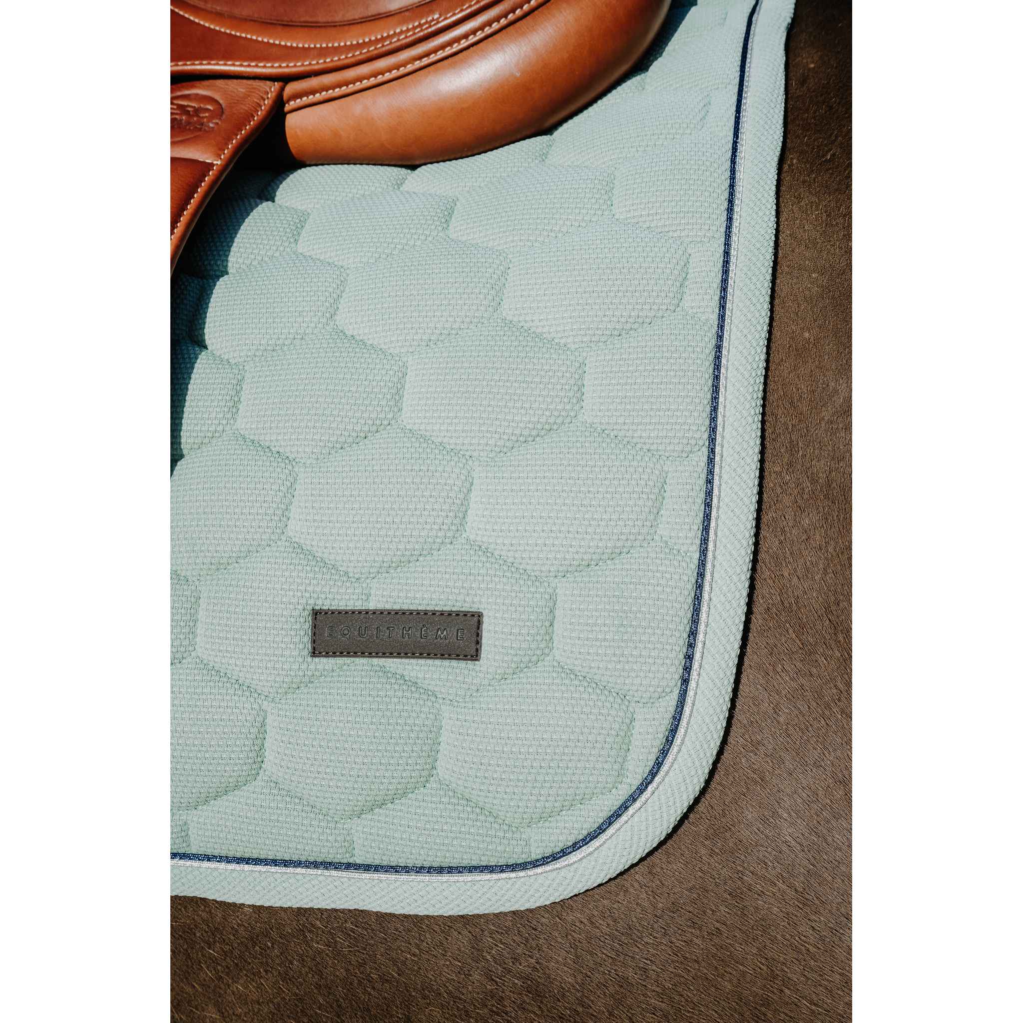 EQUITHÈME Honey All-Purpose Saddle Pad Light green - 204028008_ambi_3