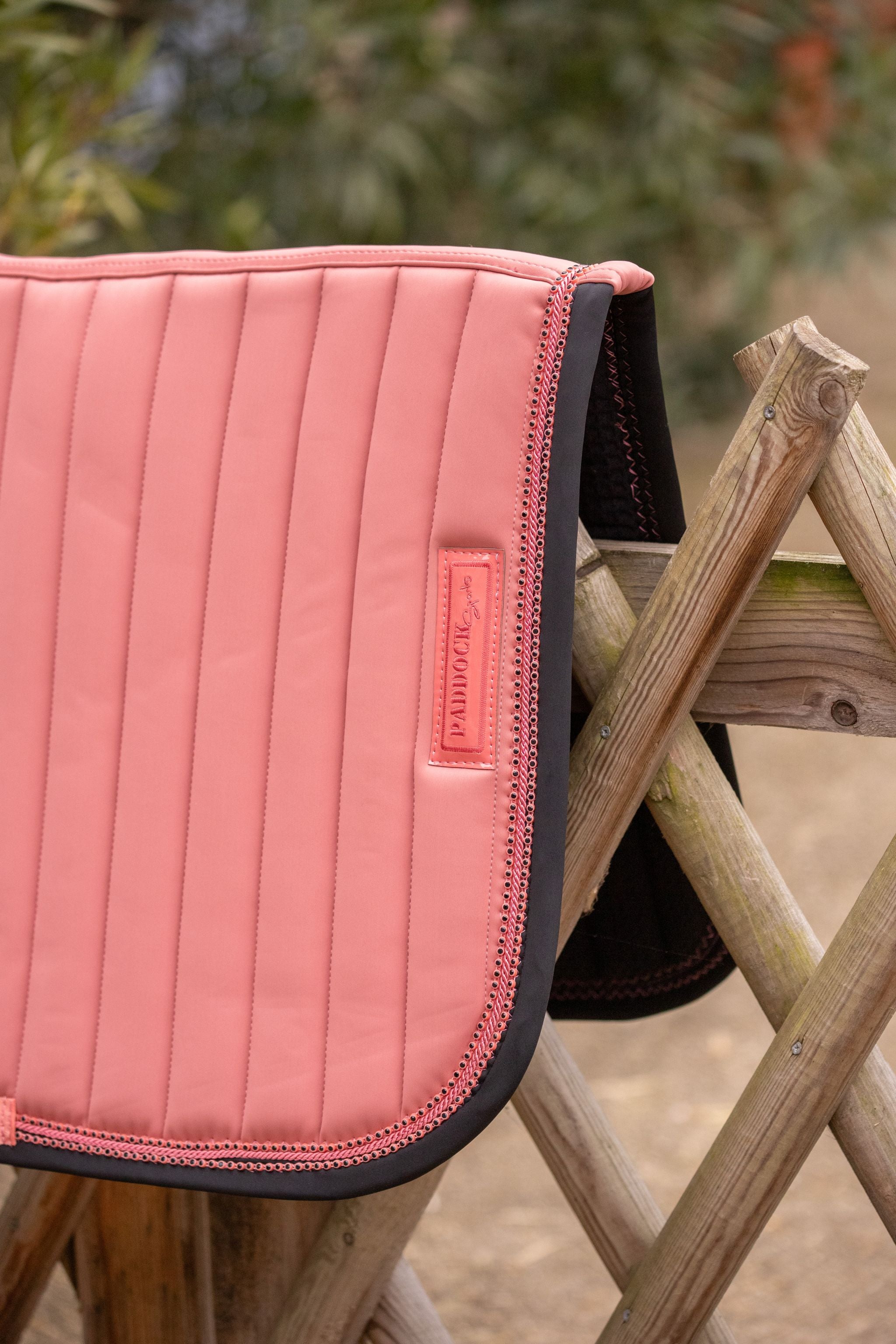 Paddock Sports Verticali Saddle pad - All purpose Peach/black