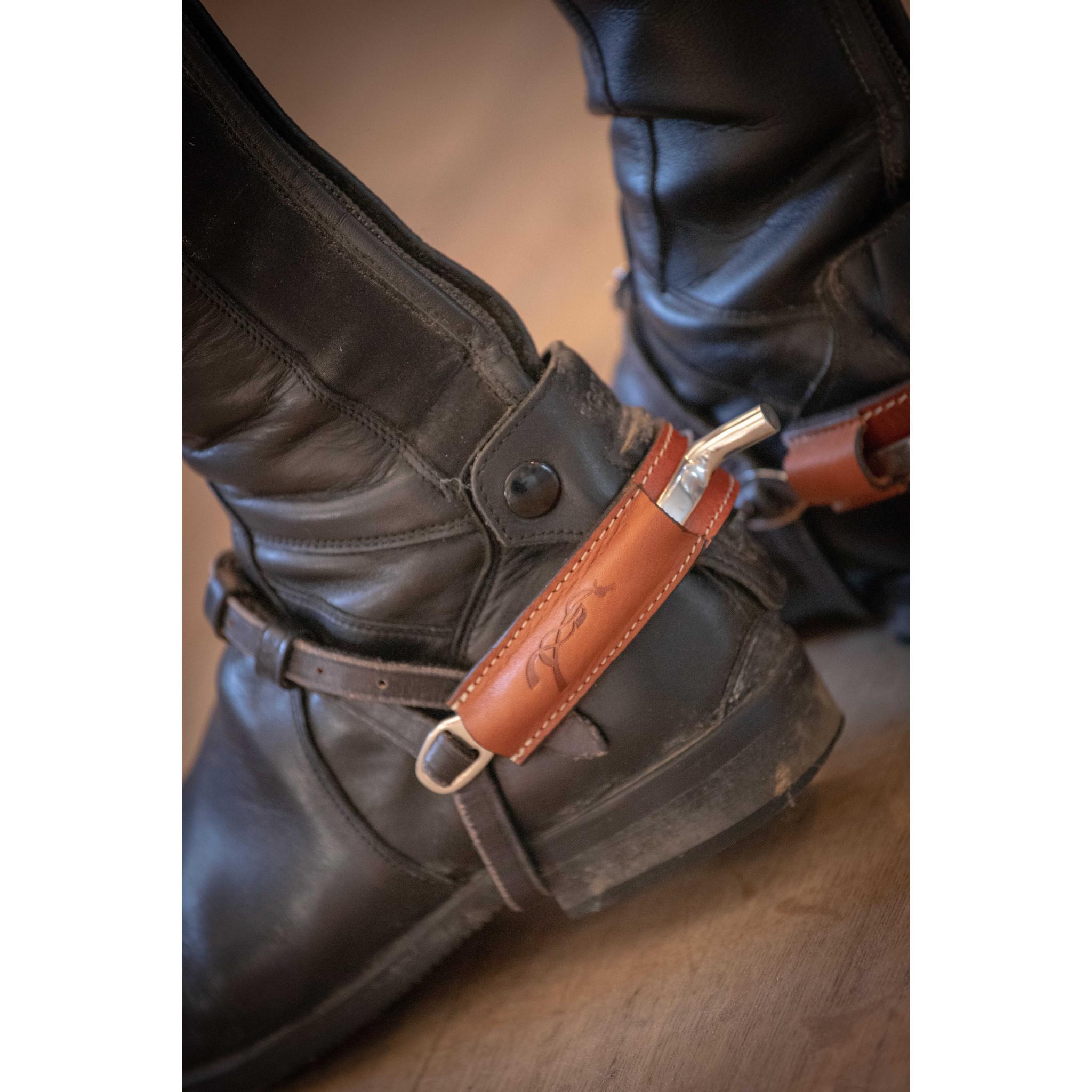 Pénélope Spur cover Cognac 922006015