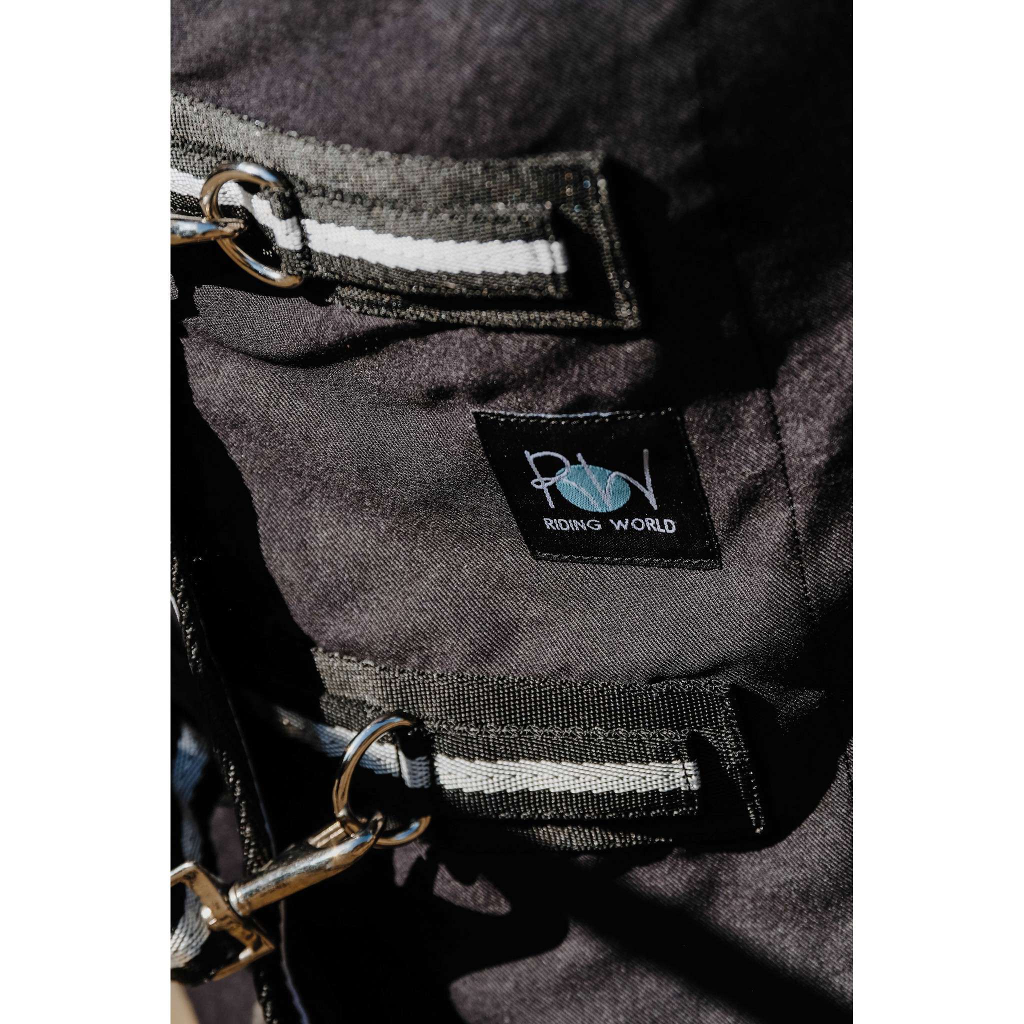 Riding World shiny Sheet Black 400709063