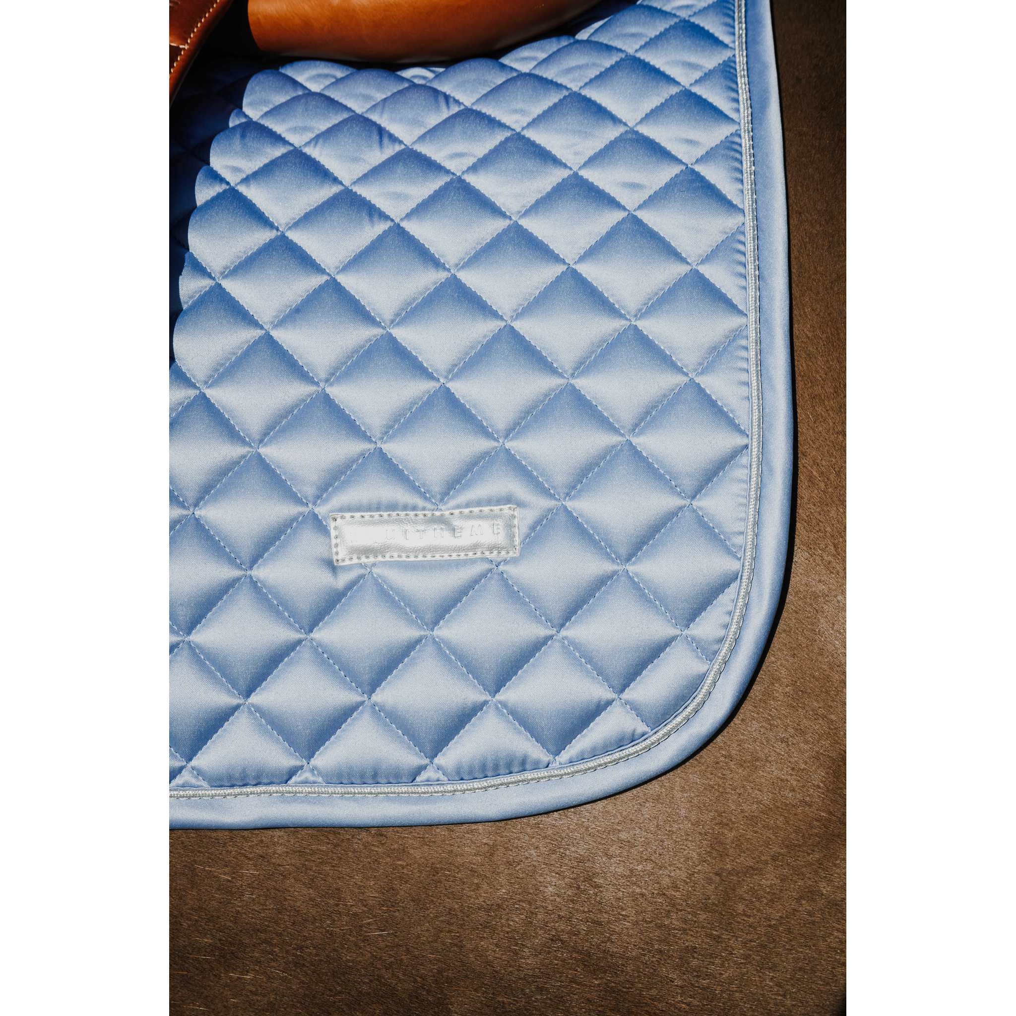 EQUITHÈME All-Purpose Saddle Pad - Mother of Pearl Blue - 204029006_ambi_2