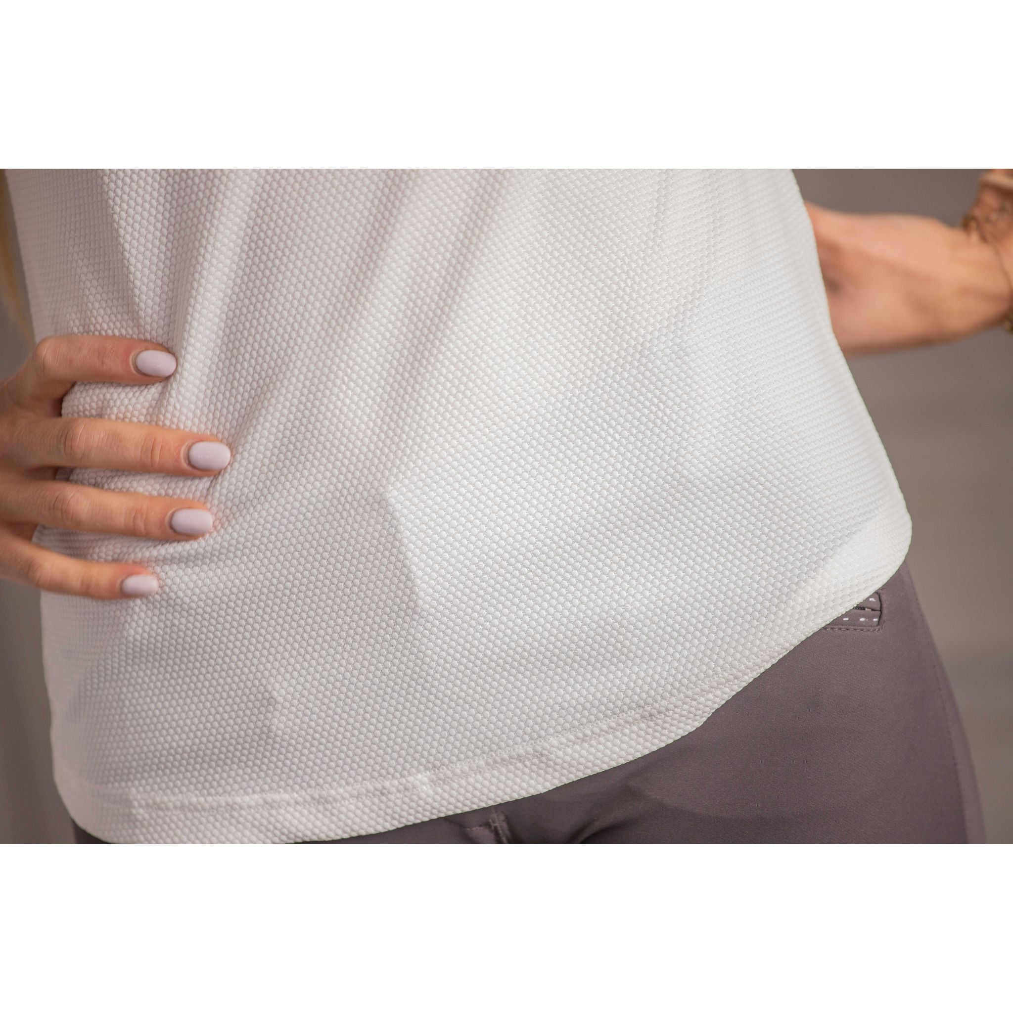 Penelope Techty Honey T-Shirt - Women's Ecru - 963425051_ambi_10