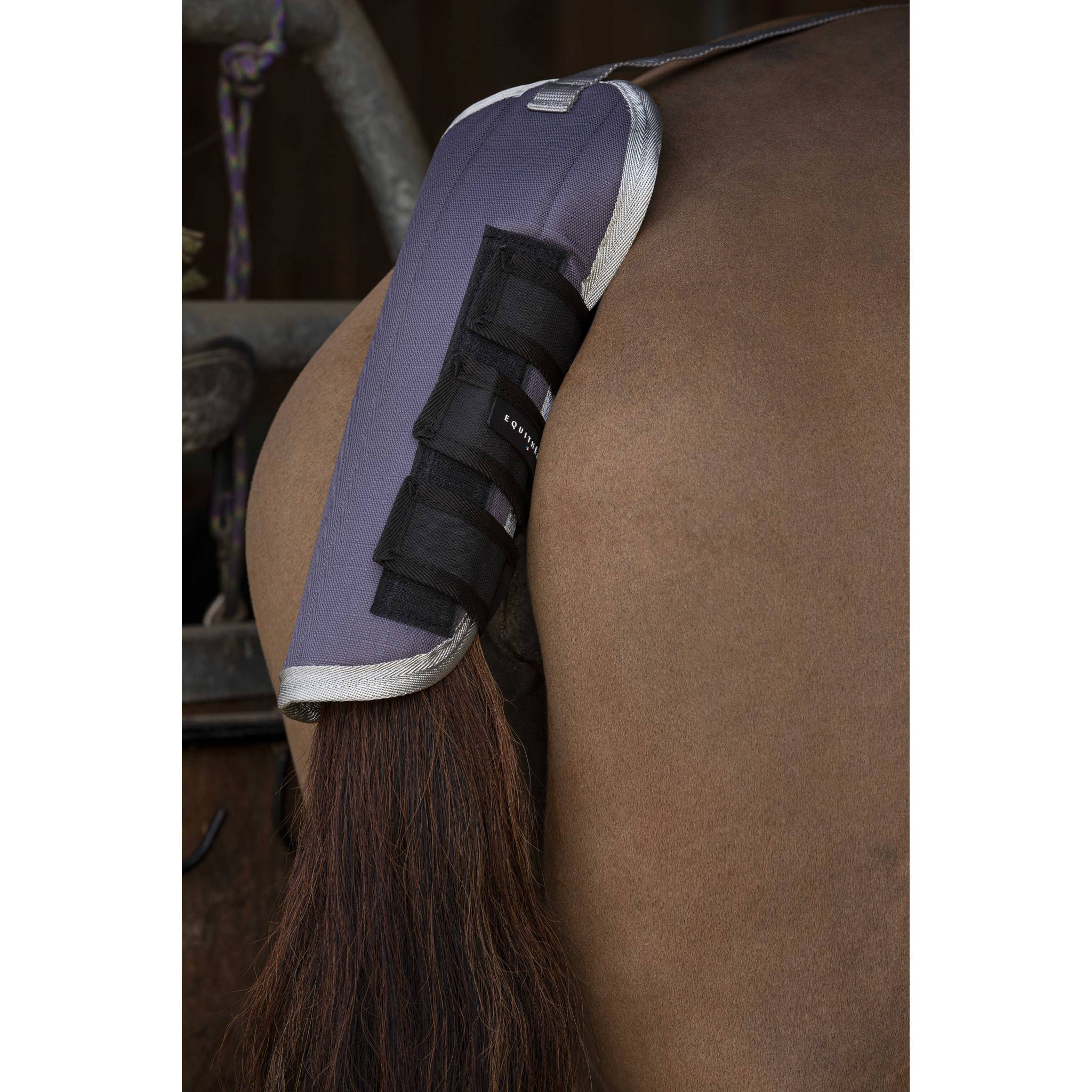 EQUITHÈME Tyrex 1200D Recycled tail guard Taupe 400762000