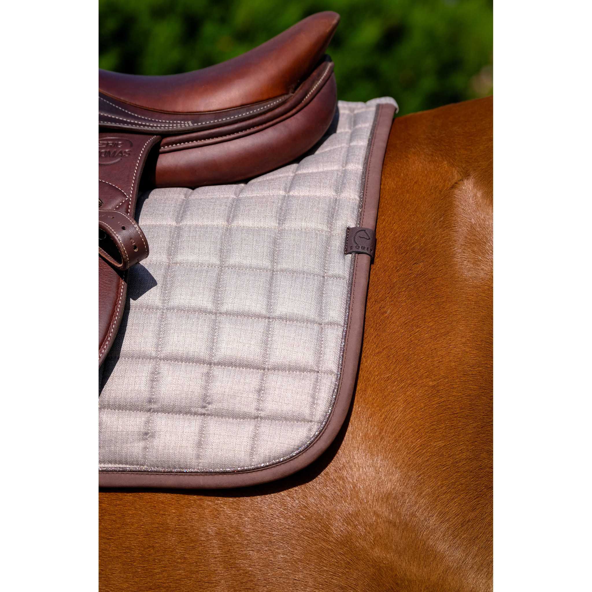 EQUITHÈME Chic saddle pad - All purpose chestnut brown 204001004