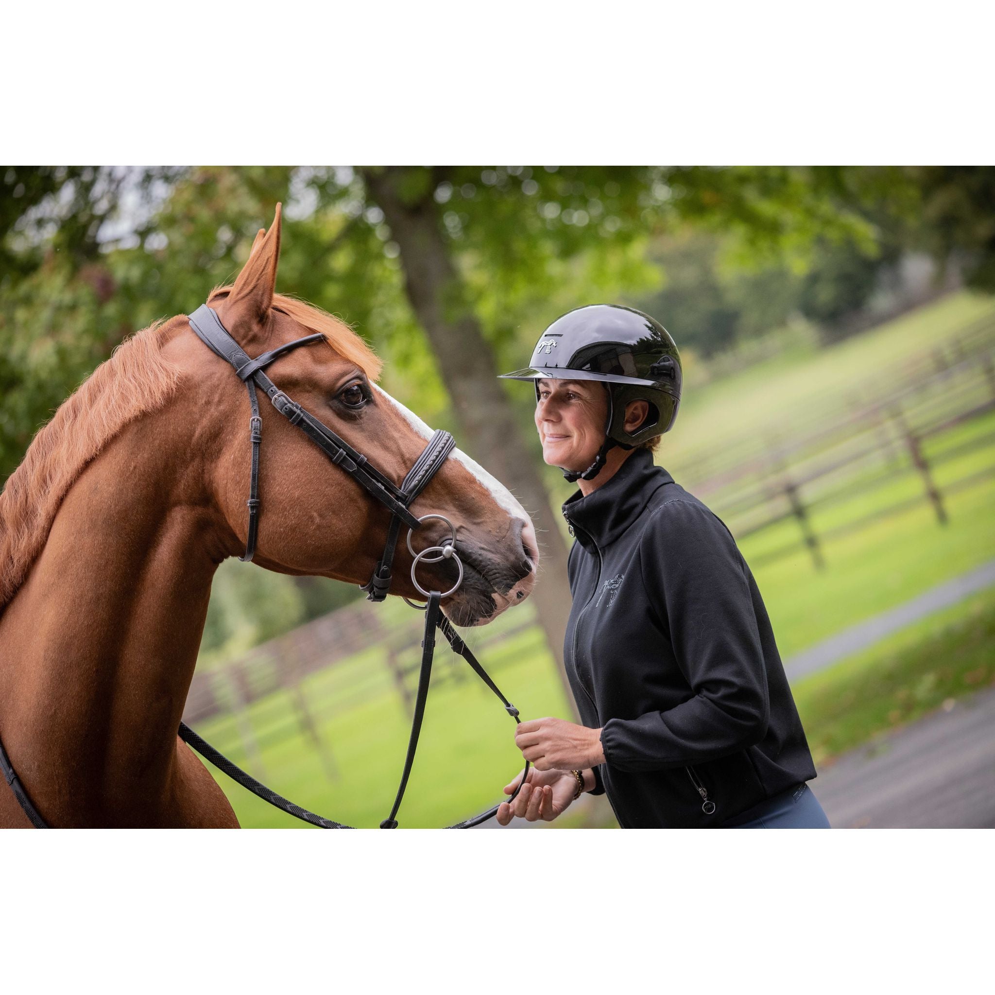 Penelope by Freejump Glossy Helmet with Long Visor Black/shiny black - 990801012_ambi_3