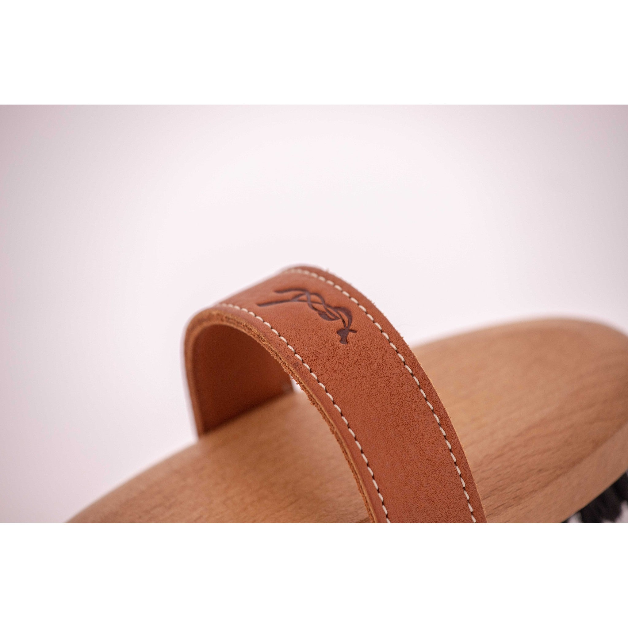 Penelope Extra Soft Brush Wood - 700727002_zoom_1