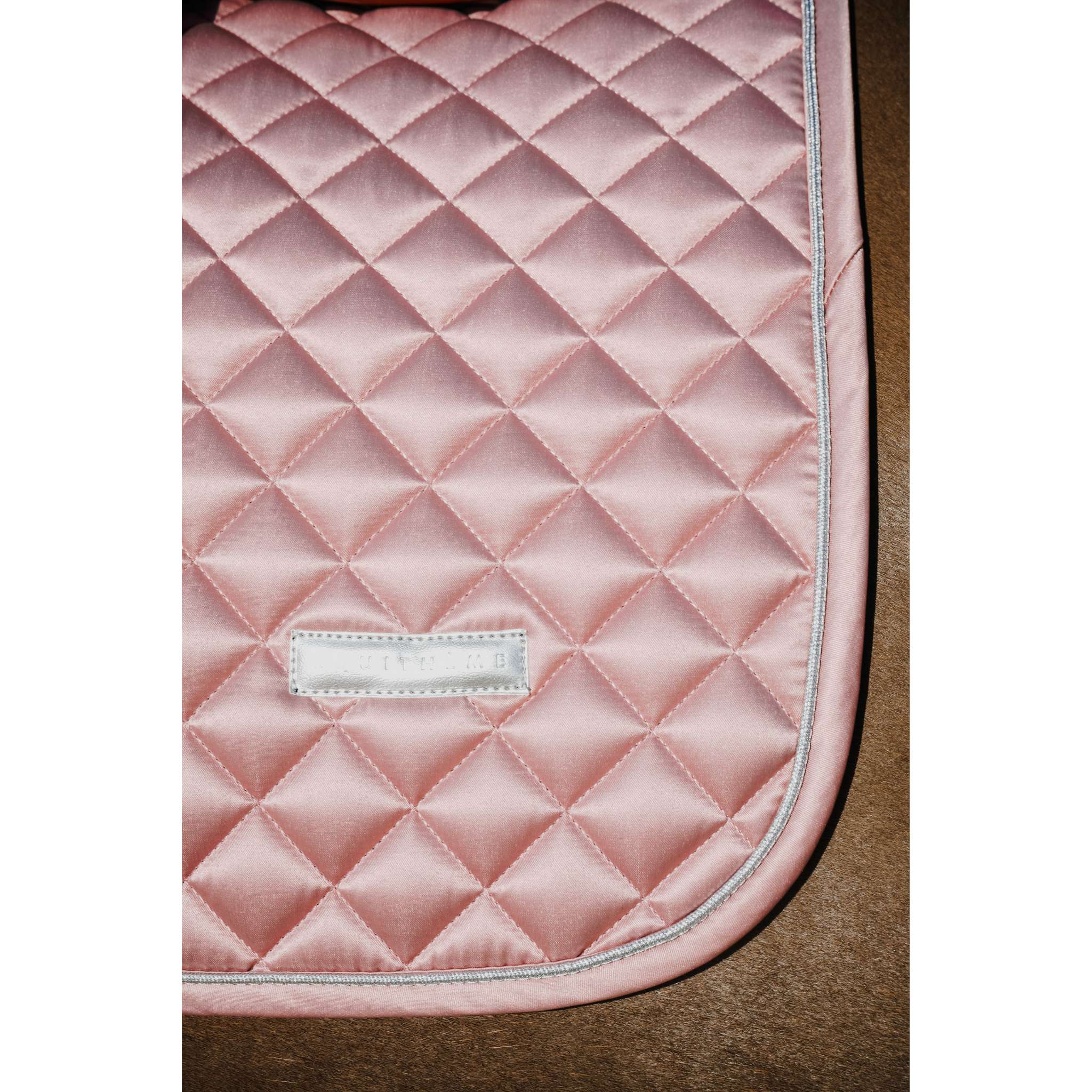 EQUITHÈME All-Purpose Saddle Pad - Mother of Pearl Pink - 204029013_ambi_3