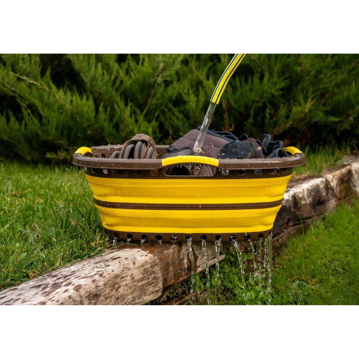 HorseWipe Pop-Up Collapsible Basket - Yellow - 704101000_ambi_3