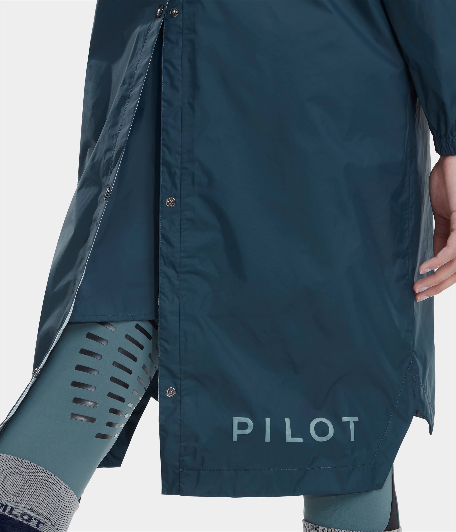 Horse Pilot Long Raintech Jacket Women - Black