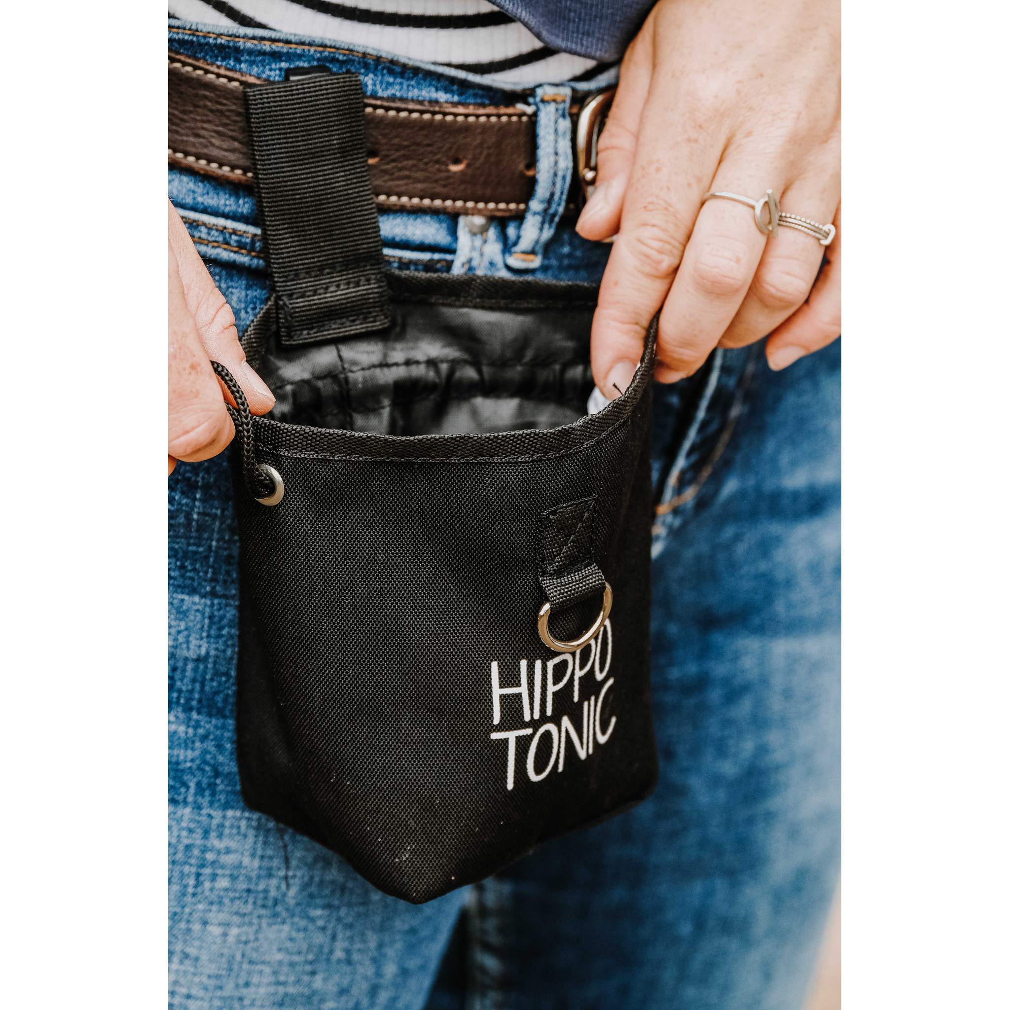 Hippo-Tonic Treat Pouch small model Black 705000002