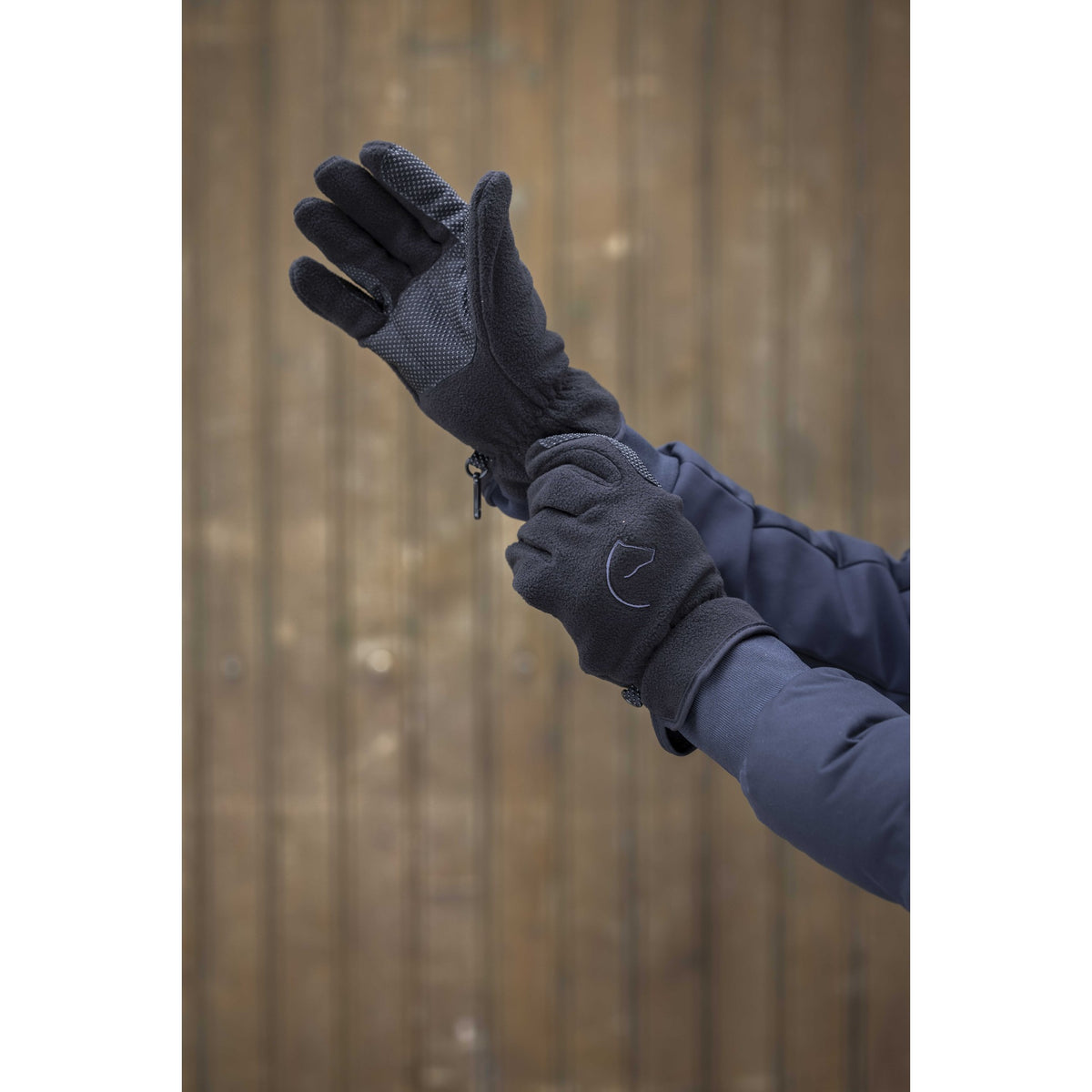 EQUITHÈME Picot Fleece Gloves - Adult - Black - 930020022_ambi_1