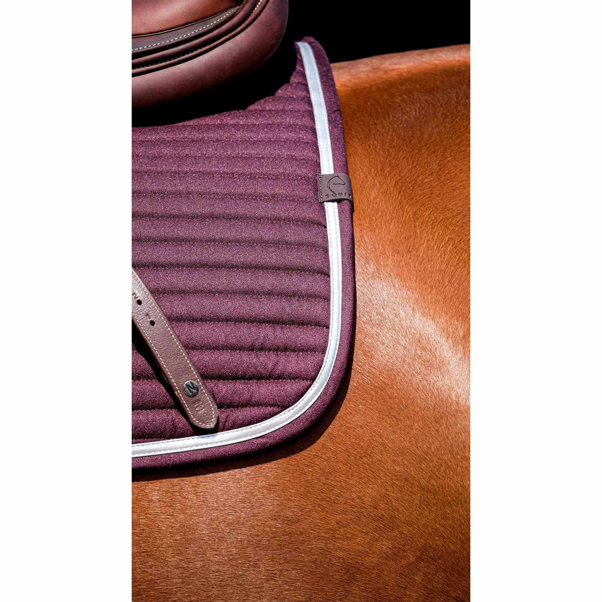 EQUITHÈME Spring All-Purpose Saddle Pad - Burgundy - 204781033_ambi_2
