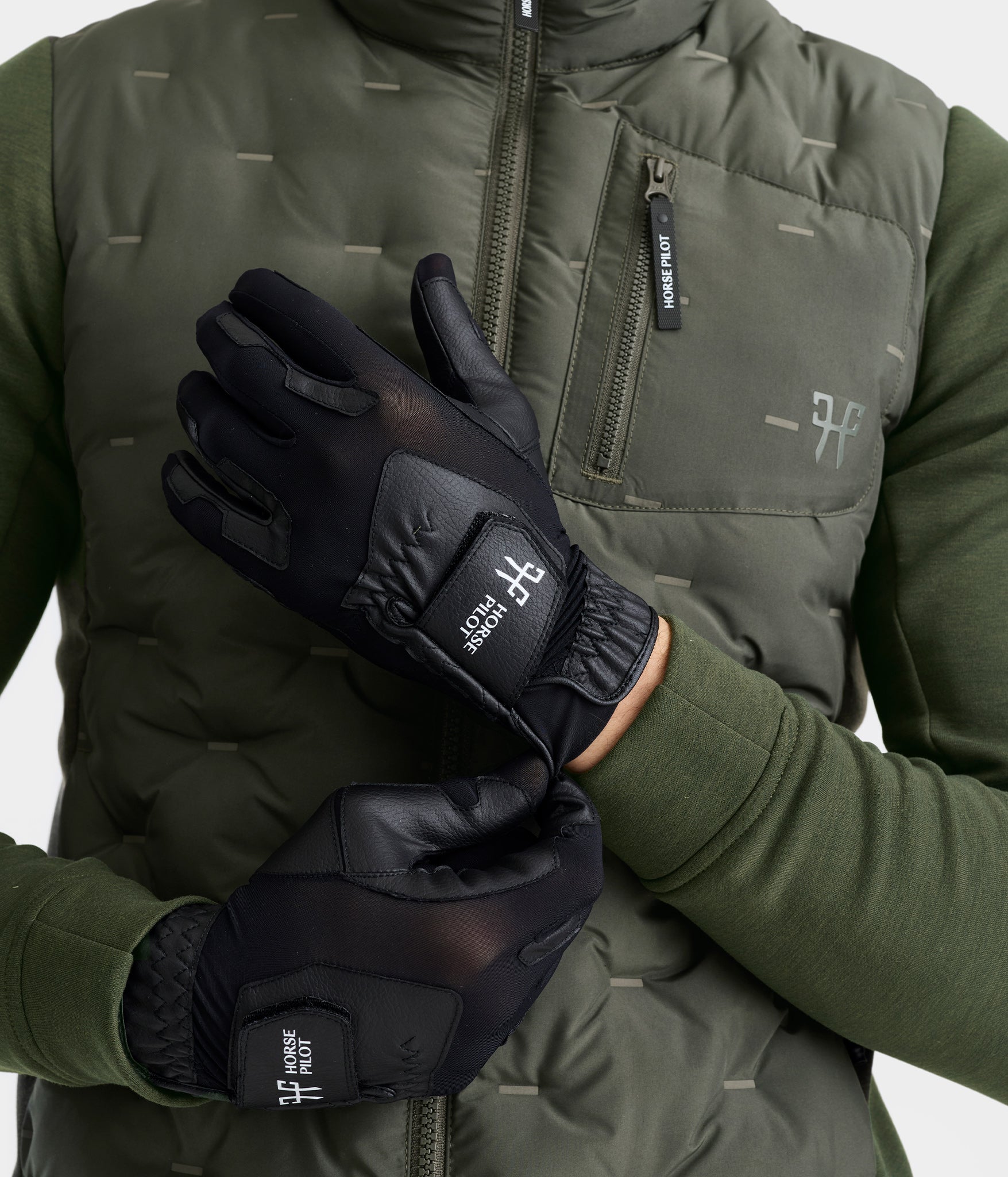HORSE PILOT Competition Gloves - Black