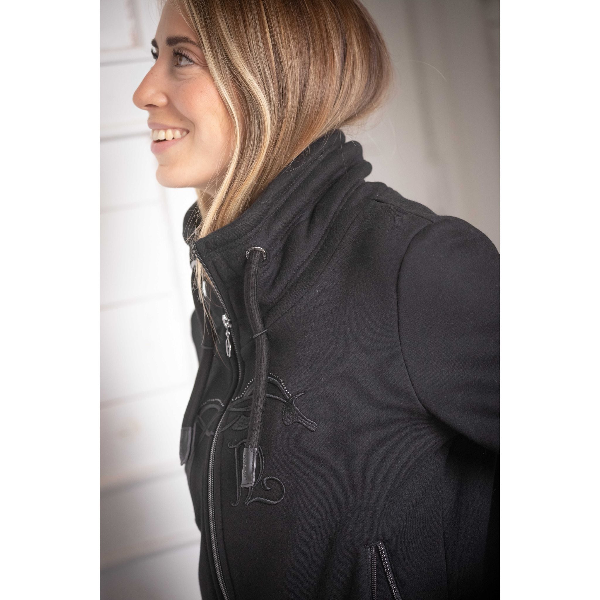 Penelope Native Strass Sweatshirt - Women's Black - 963324021_ambi_2