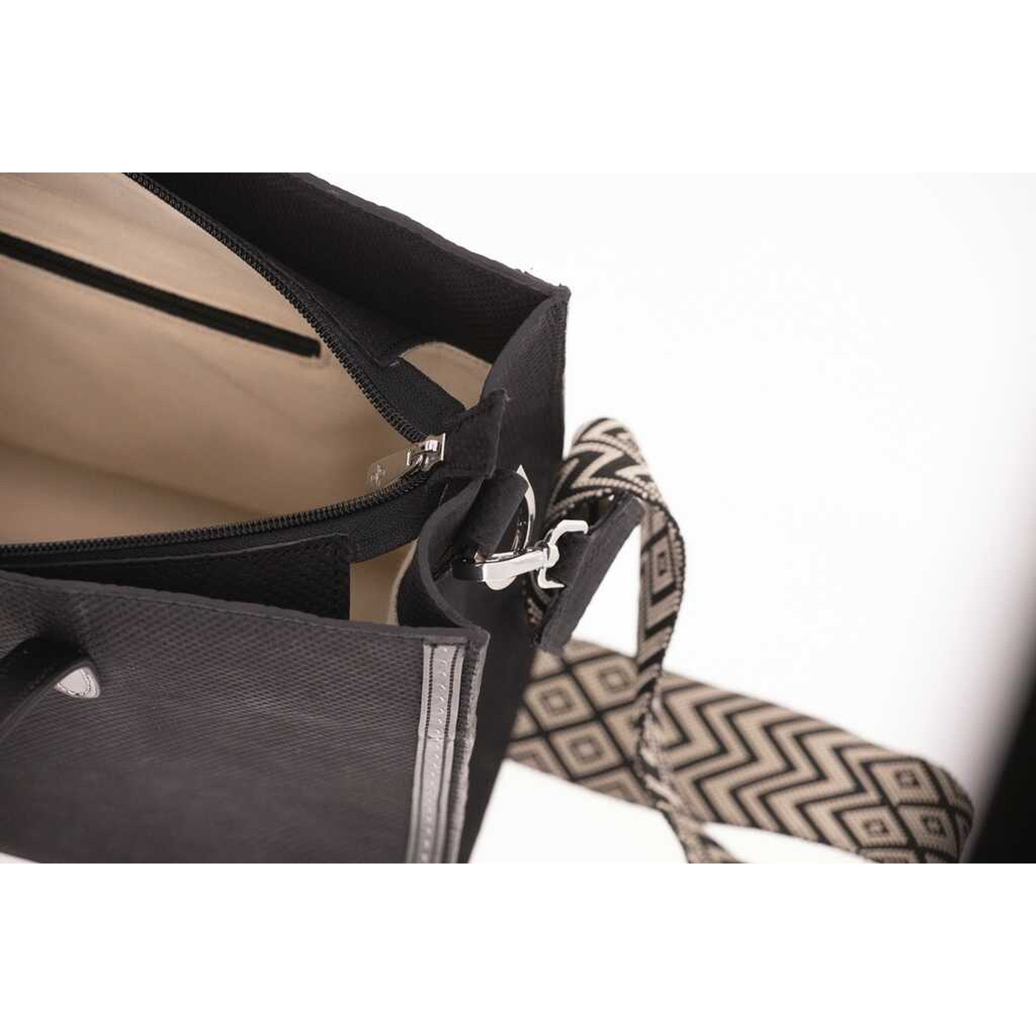 Pénélope Romane Handbag Black 936104002