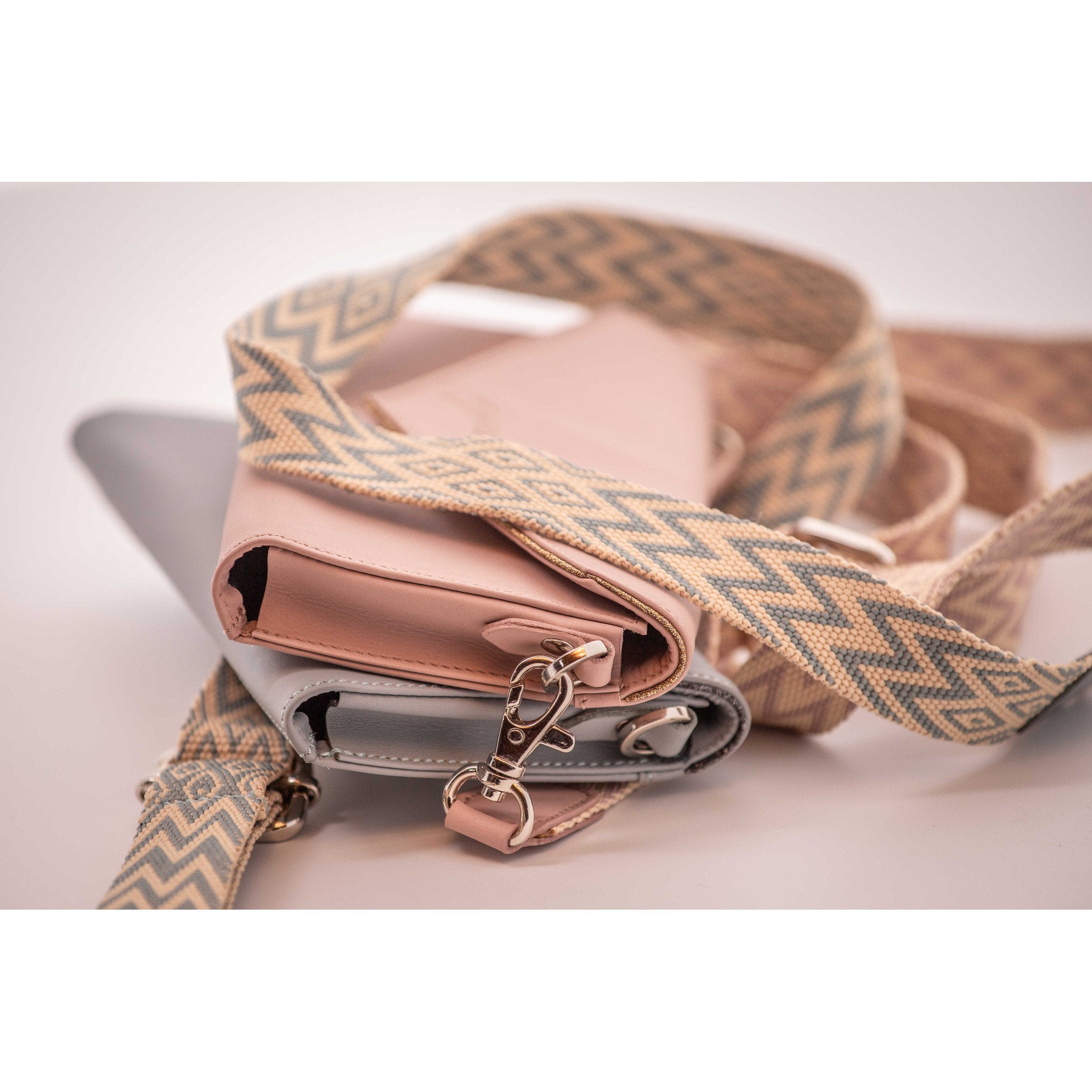 Pénélope New Phone Pocket Light pink 936017016