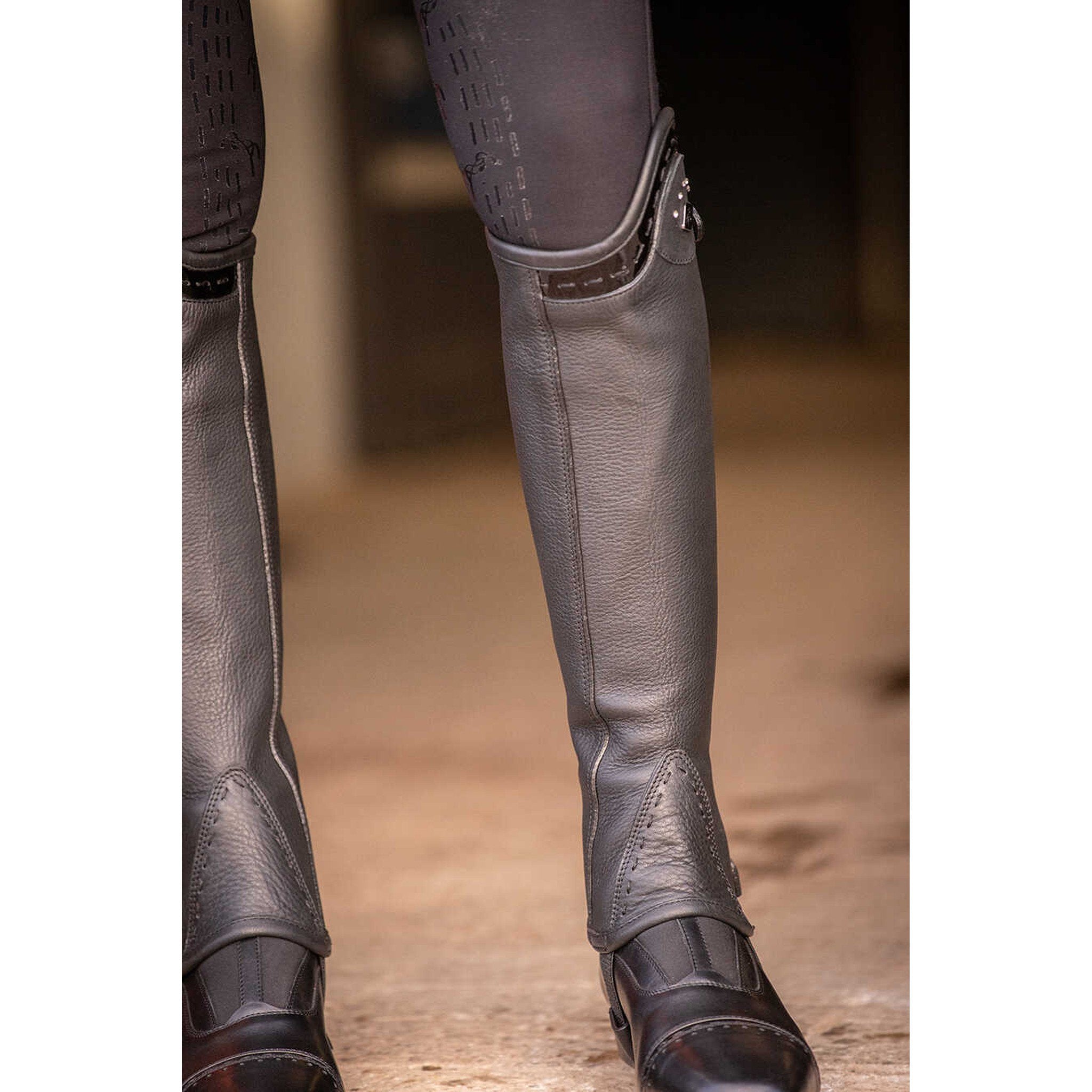 Pénélope mini-chaps Prisca leather Black 913201215