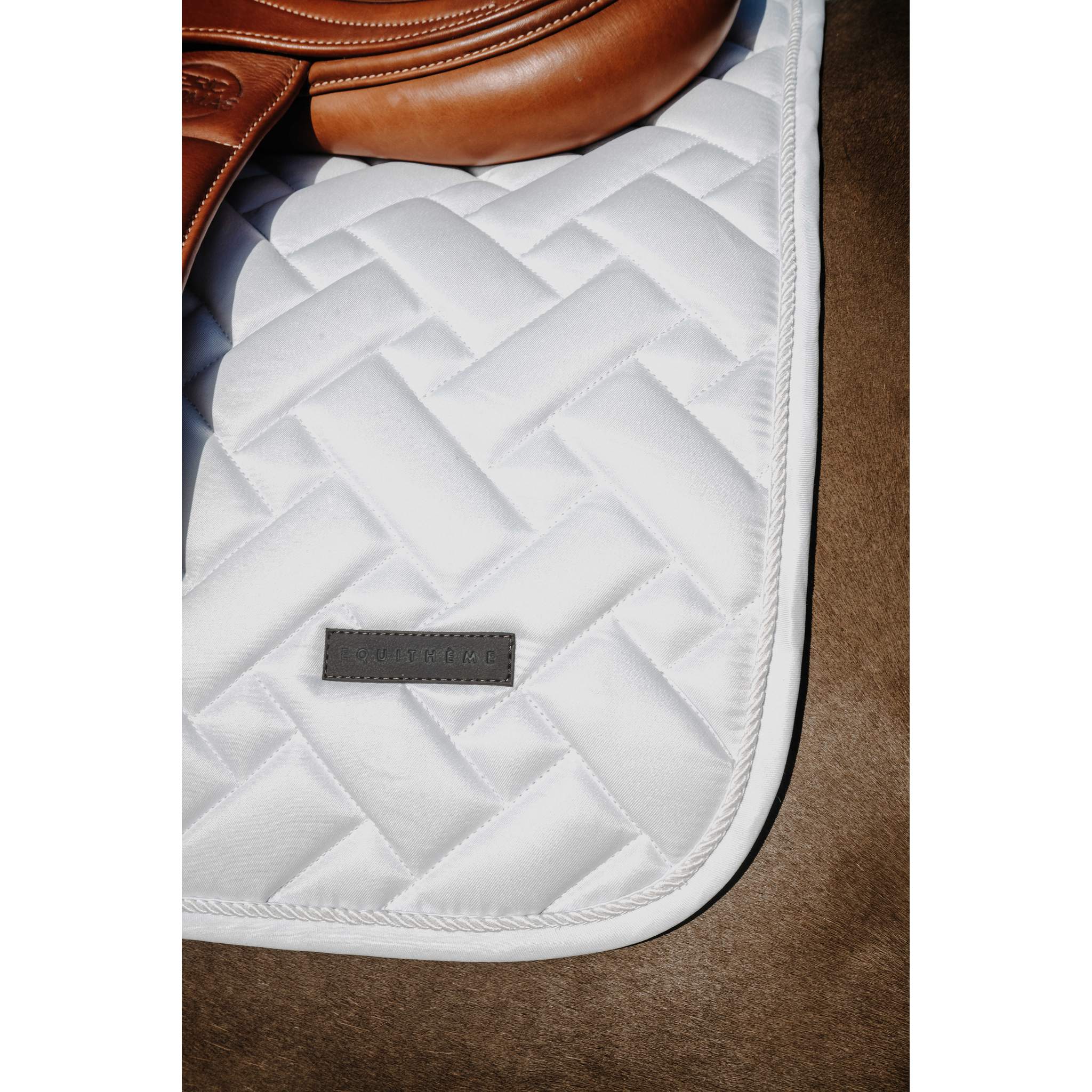 EQUITHÈME Starlet All-Purpose Saddle Pad White - 204027001_ambi_3