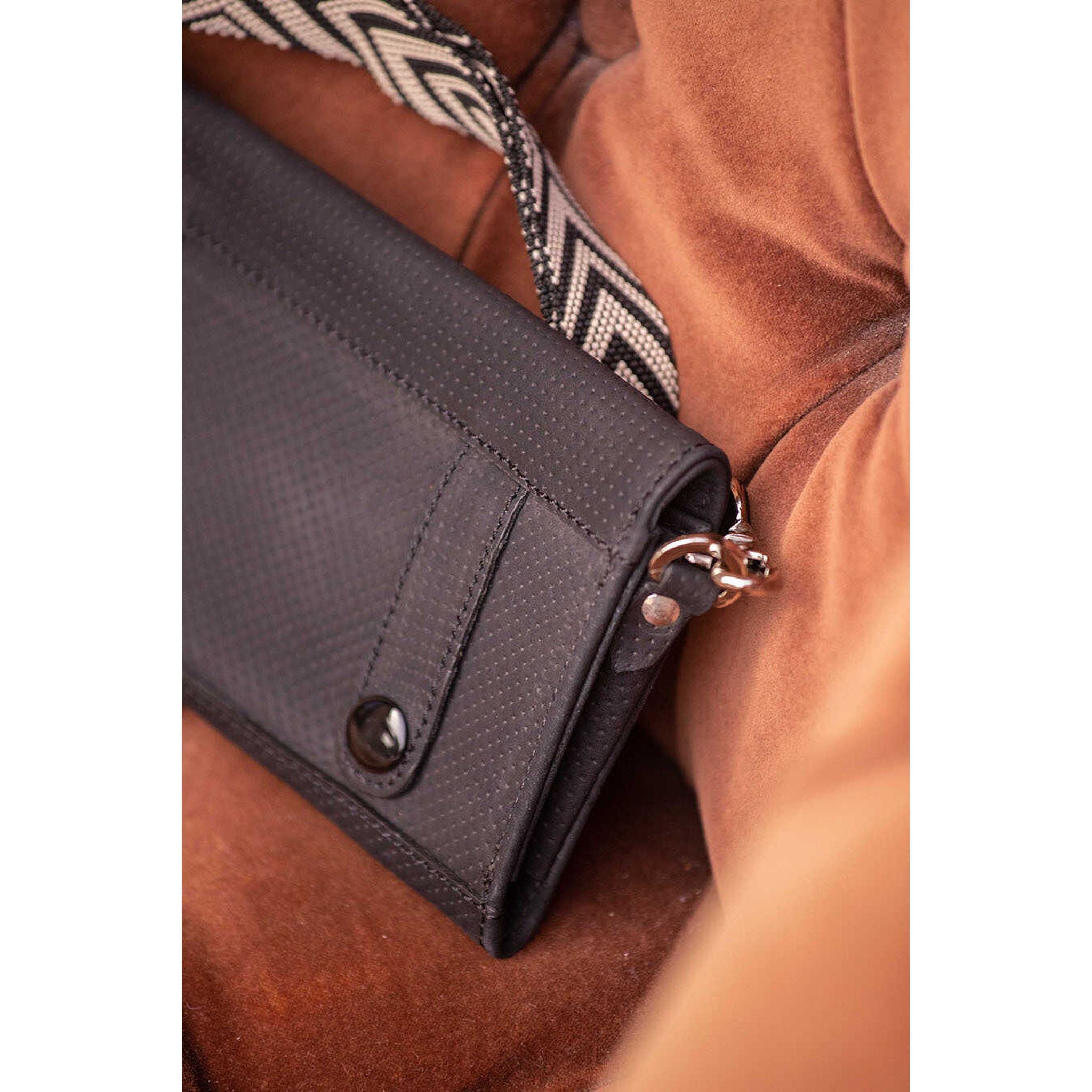 New Phone Pocket Pénélope Black - 936013002_ambi_9