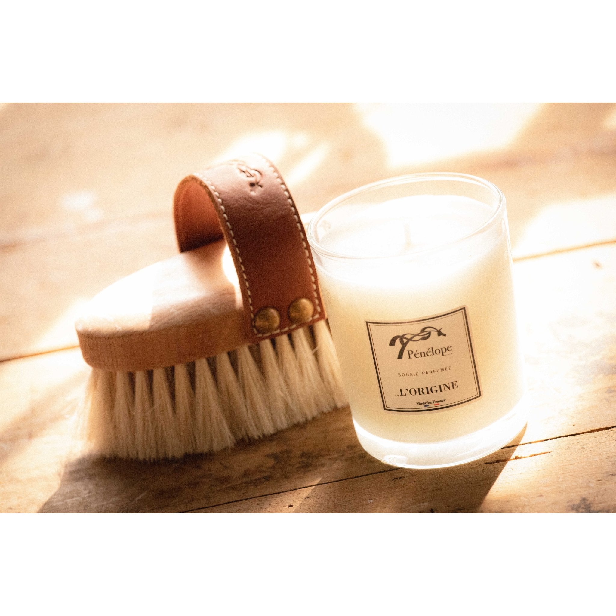 Penelope Origin Scented Candle - 720507180_ambi_3