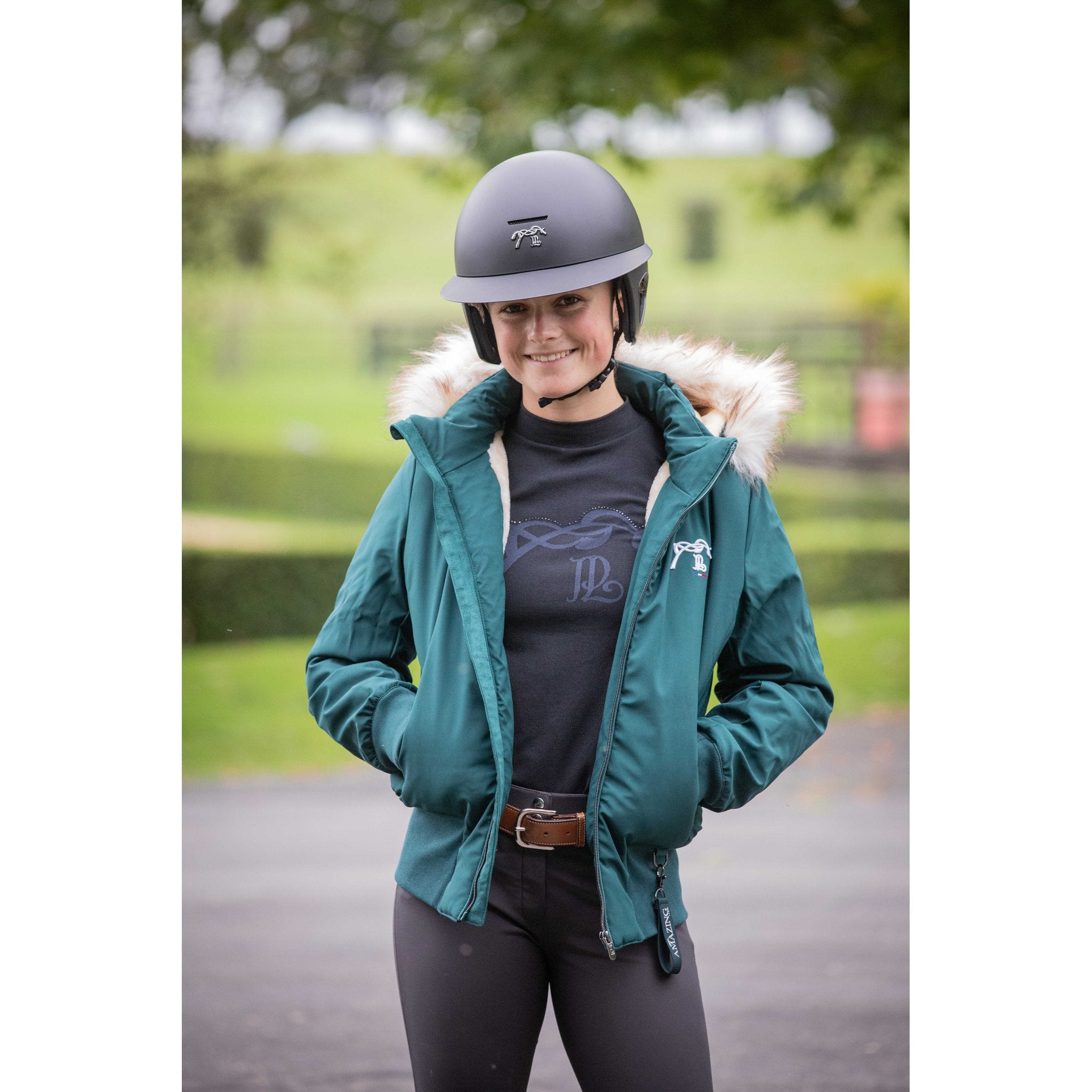 Penelope by Freejump Long Visor Riding Helmet Matte black - 990800012_ambi_11