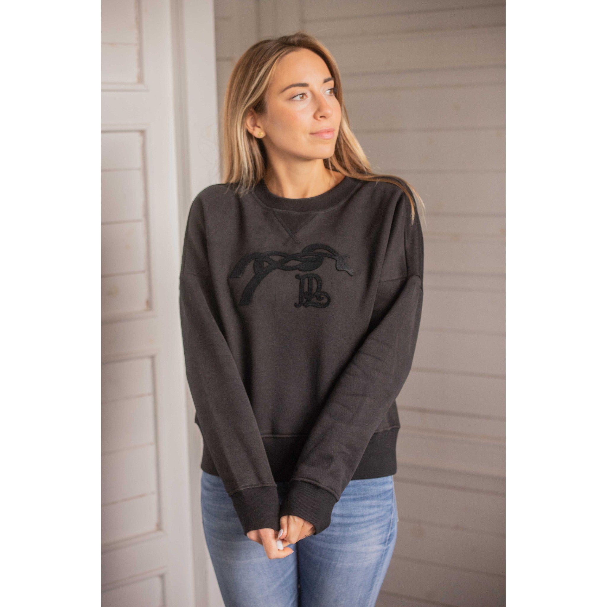 Penelope Bianca Sweatshirt - Women's Black - 963358021_ambi_2
