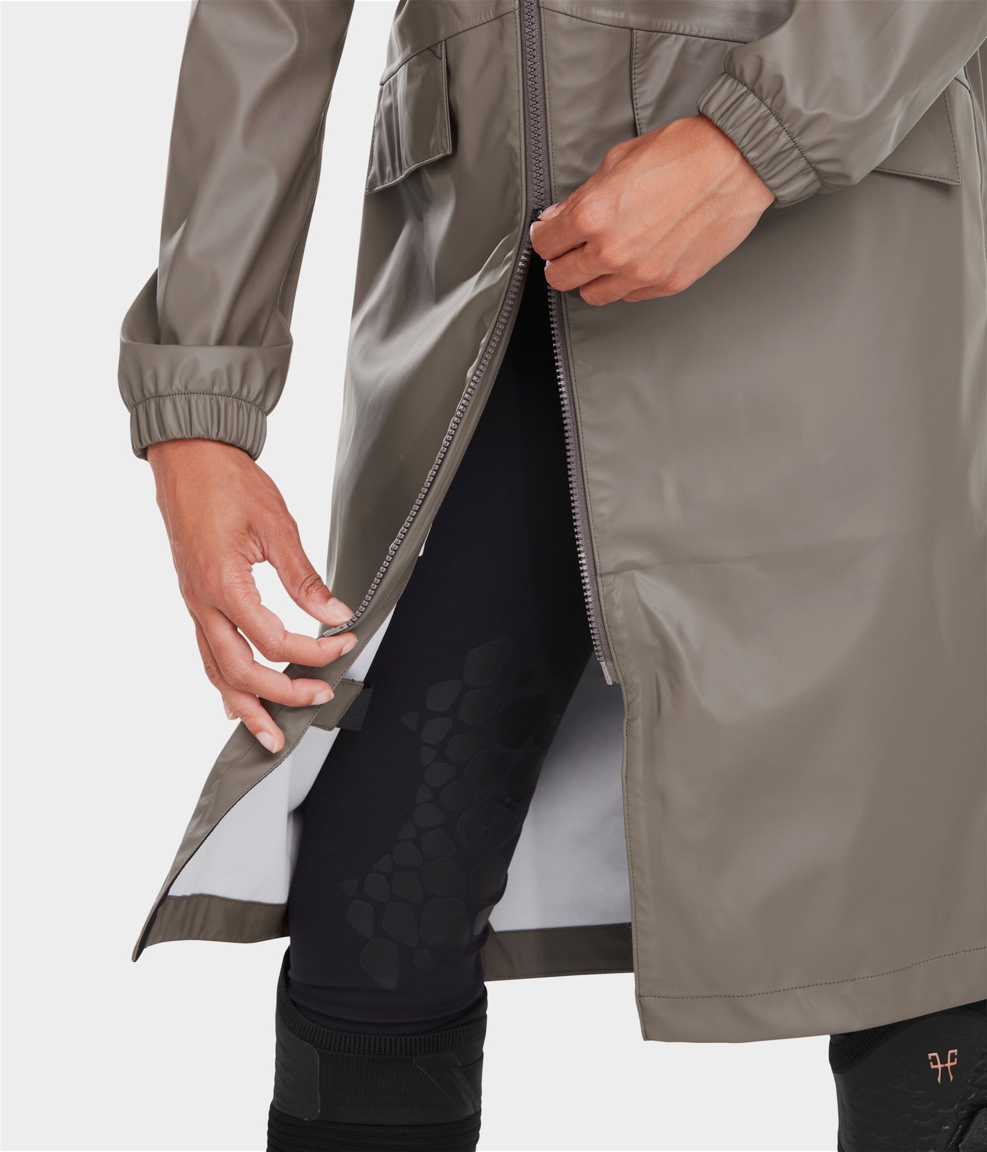HORSE PILOT Long Raintech jacket Women - Iron