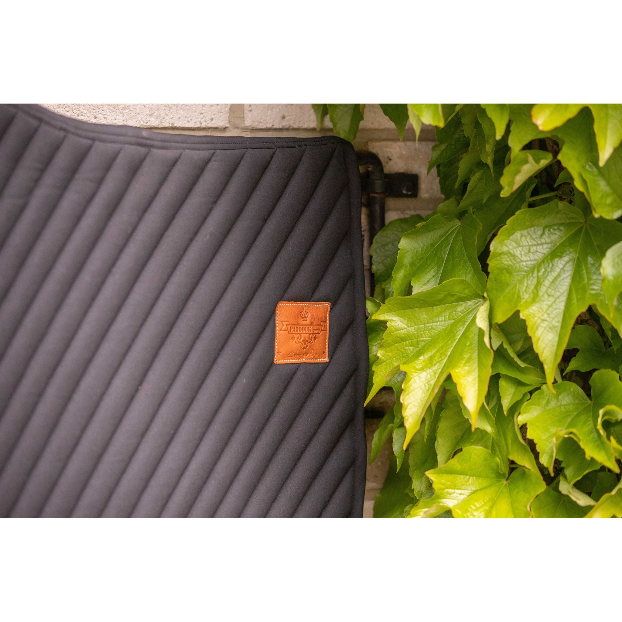 Paddock Sports Diagonal All-Purpose Saddle Pad Black - 204777002_ambi_4