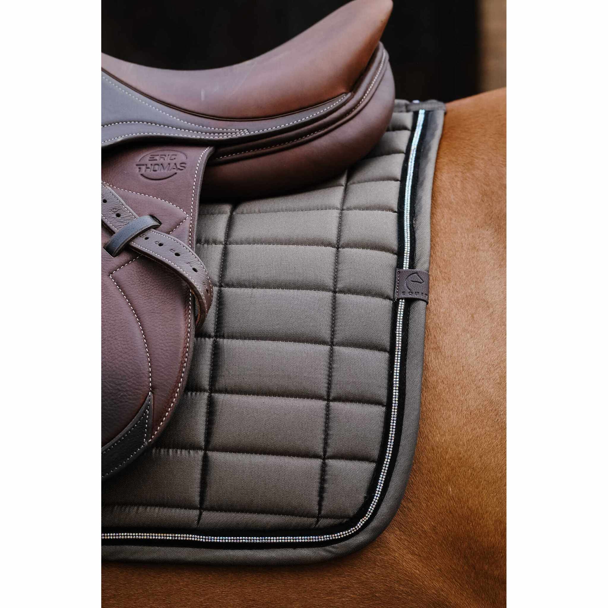 EQUITHÈME Domino All-Purpose Saddle Pad Coppery - 204782005_ambi_1