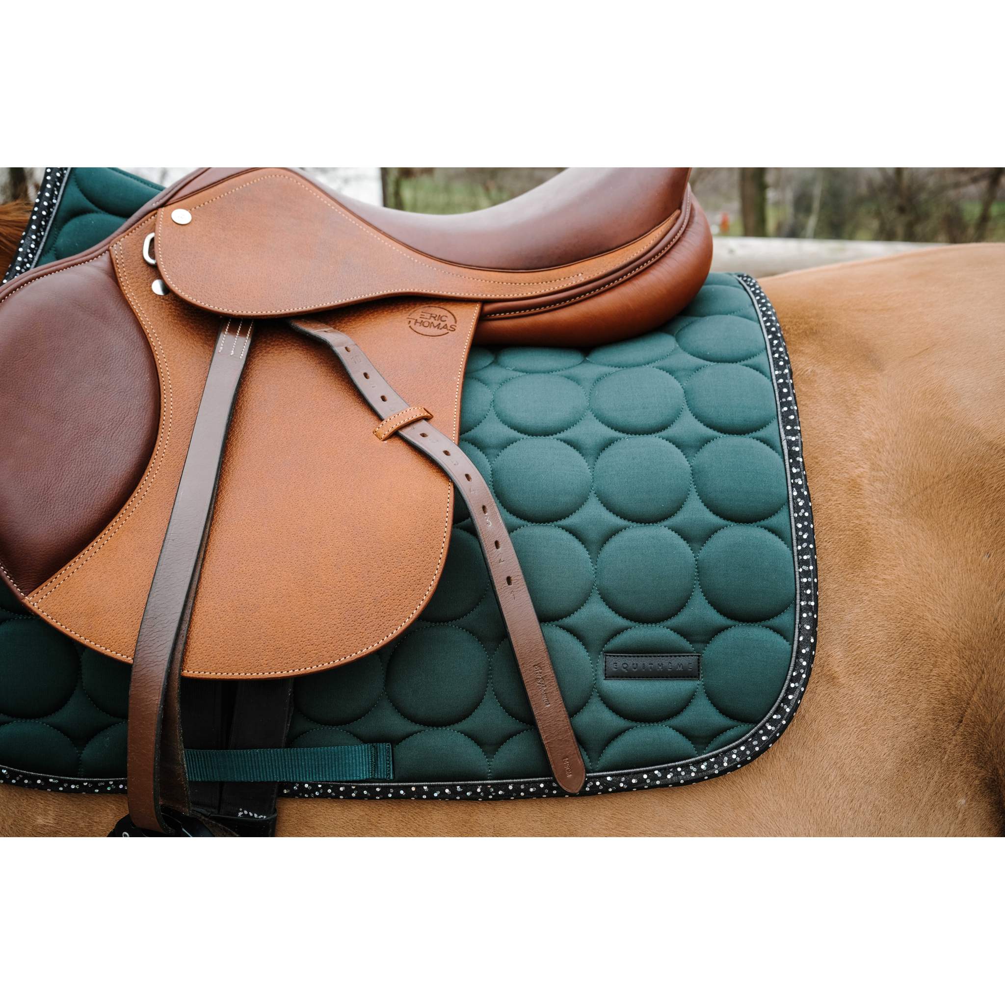 EQUITHÈME Disco All-Purpose Saddle Pad Dark green - 204018009_ambi_2