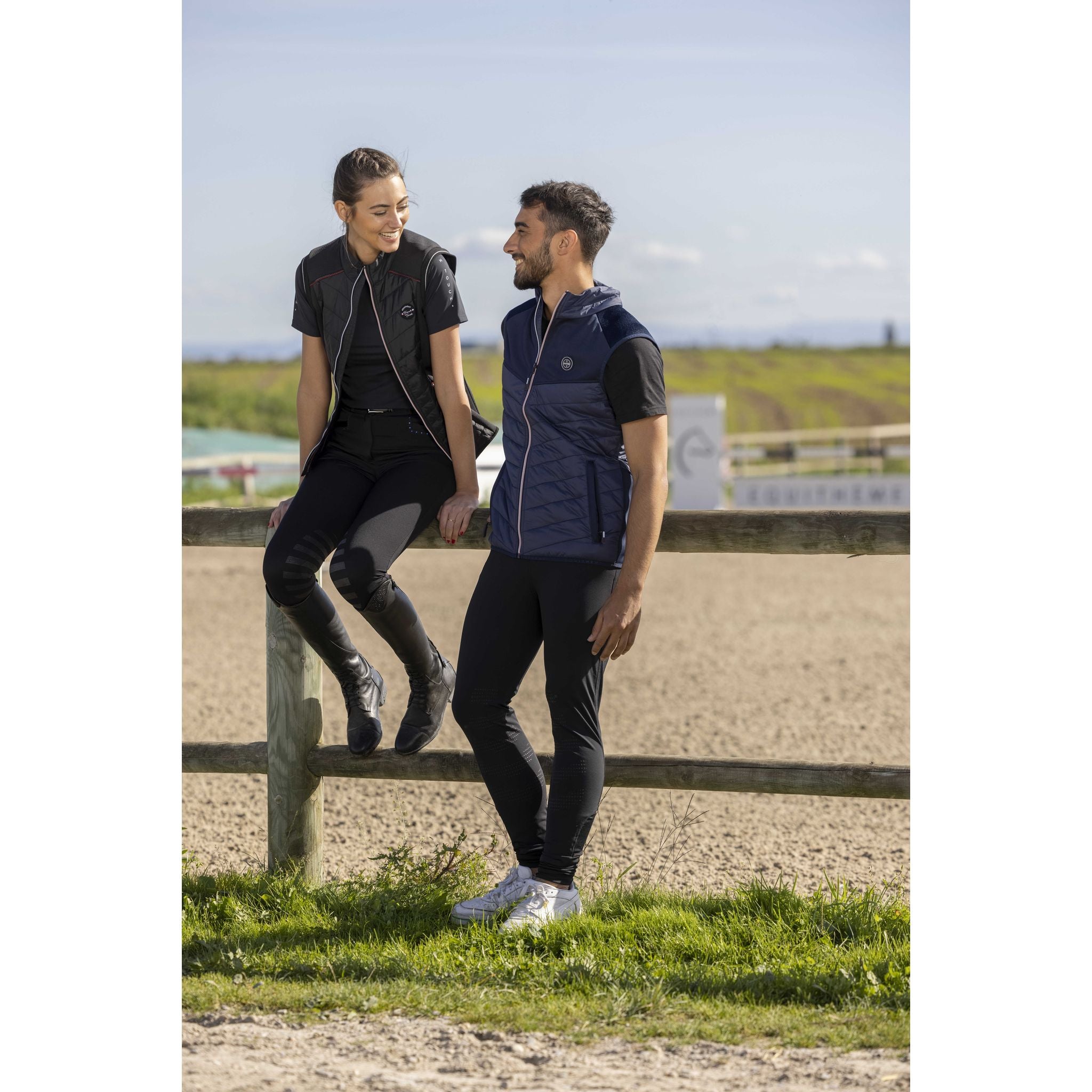 EQUITHÈME Luna Vest - Women - Black - 978054022_ambi_2