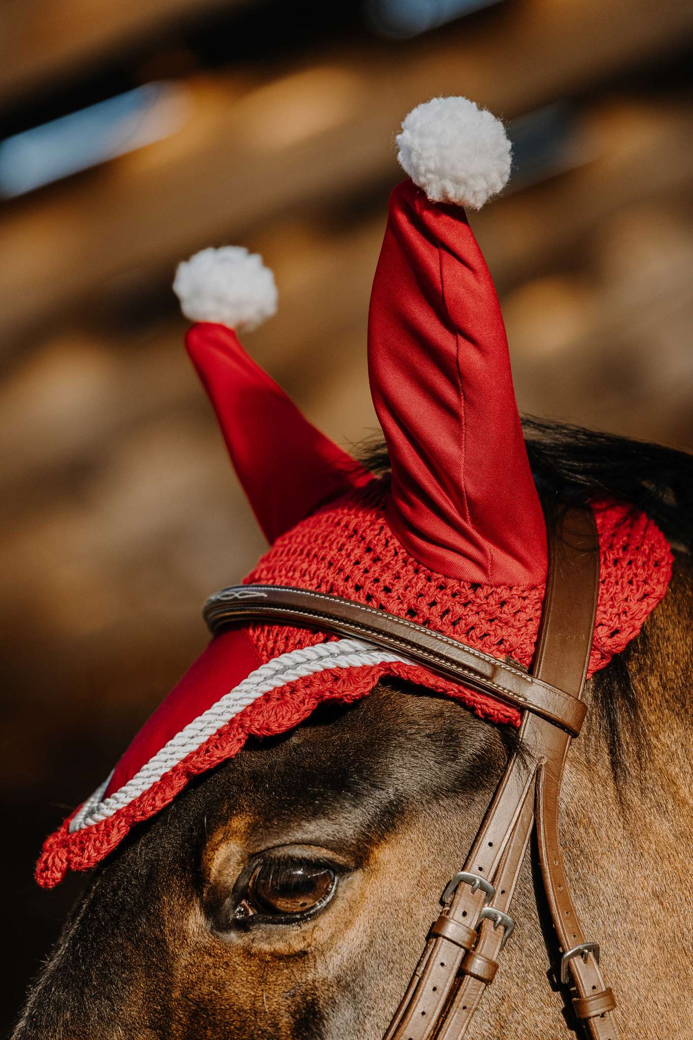 EQUITHÈME Xmas Fly Veil Red