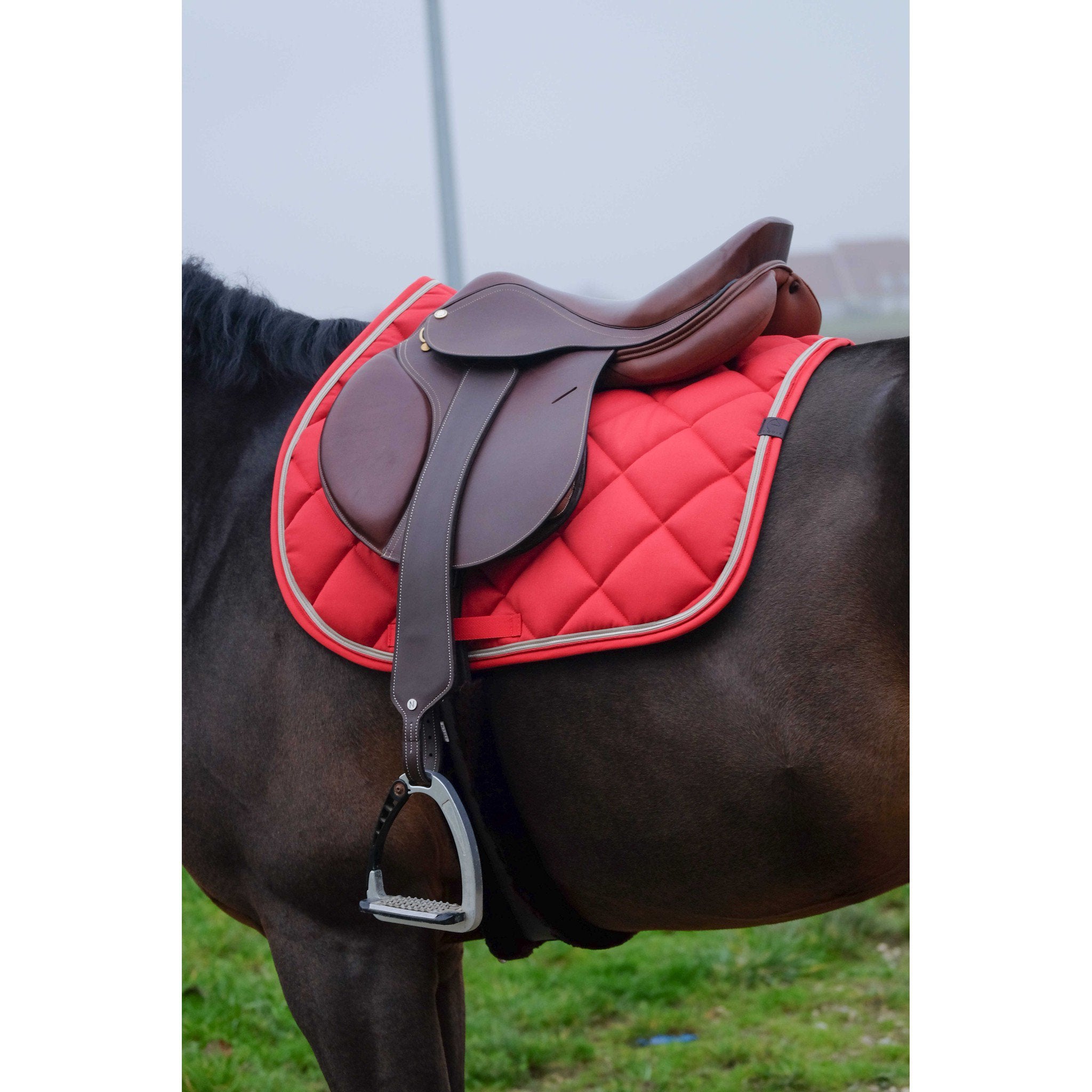 EQUITHÈME Classic Saddle pad - All purpose Red 204773003