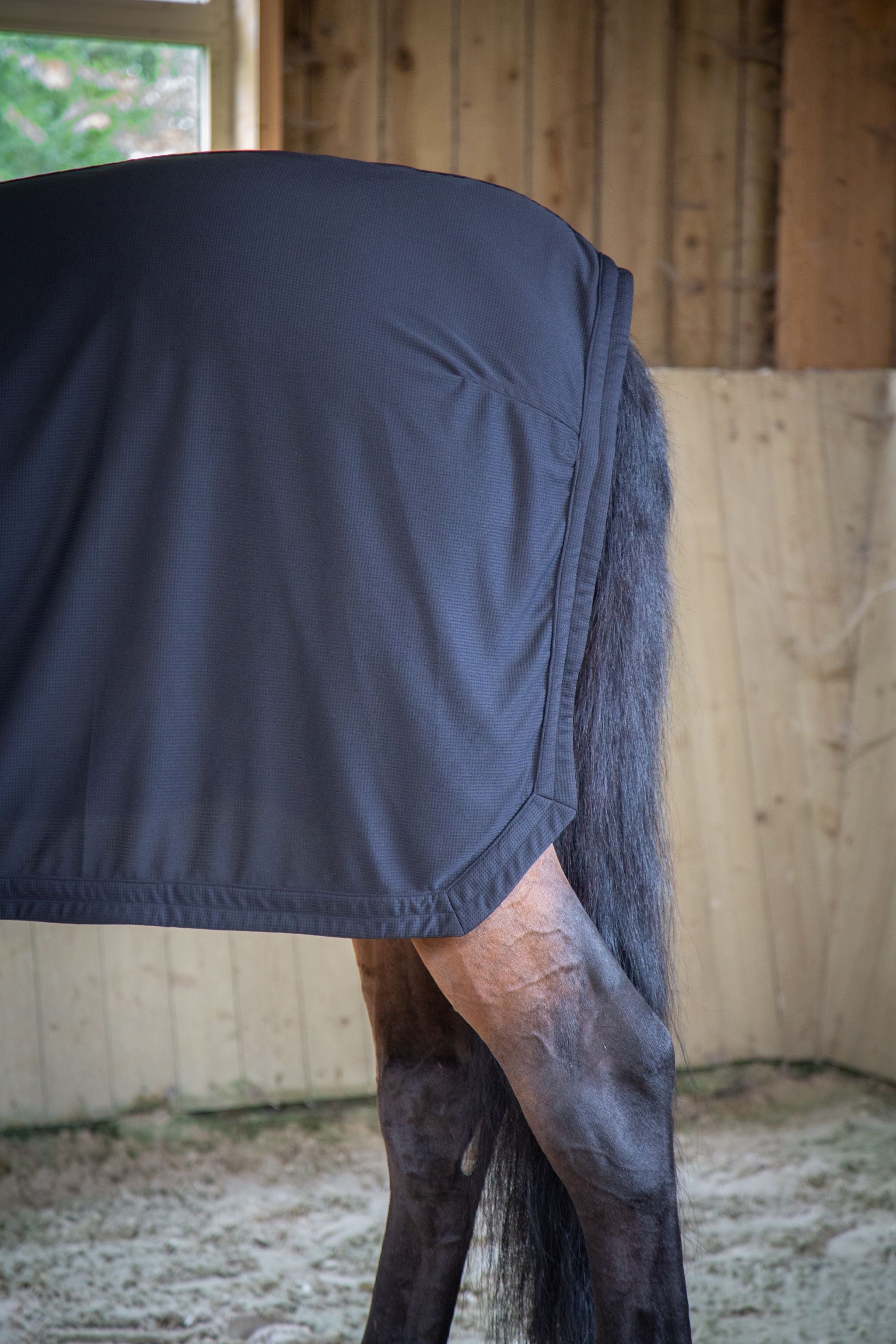 Paddock Sports cooler sheet Black