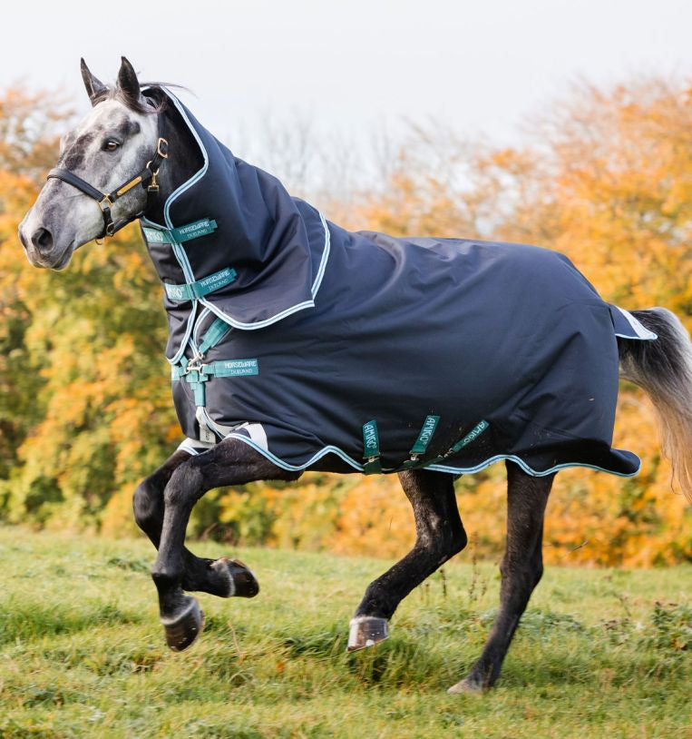 Horseware Amigo Bravo 12+ V-Front Turnout rug Navy blue
