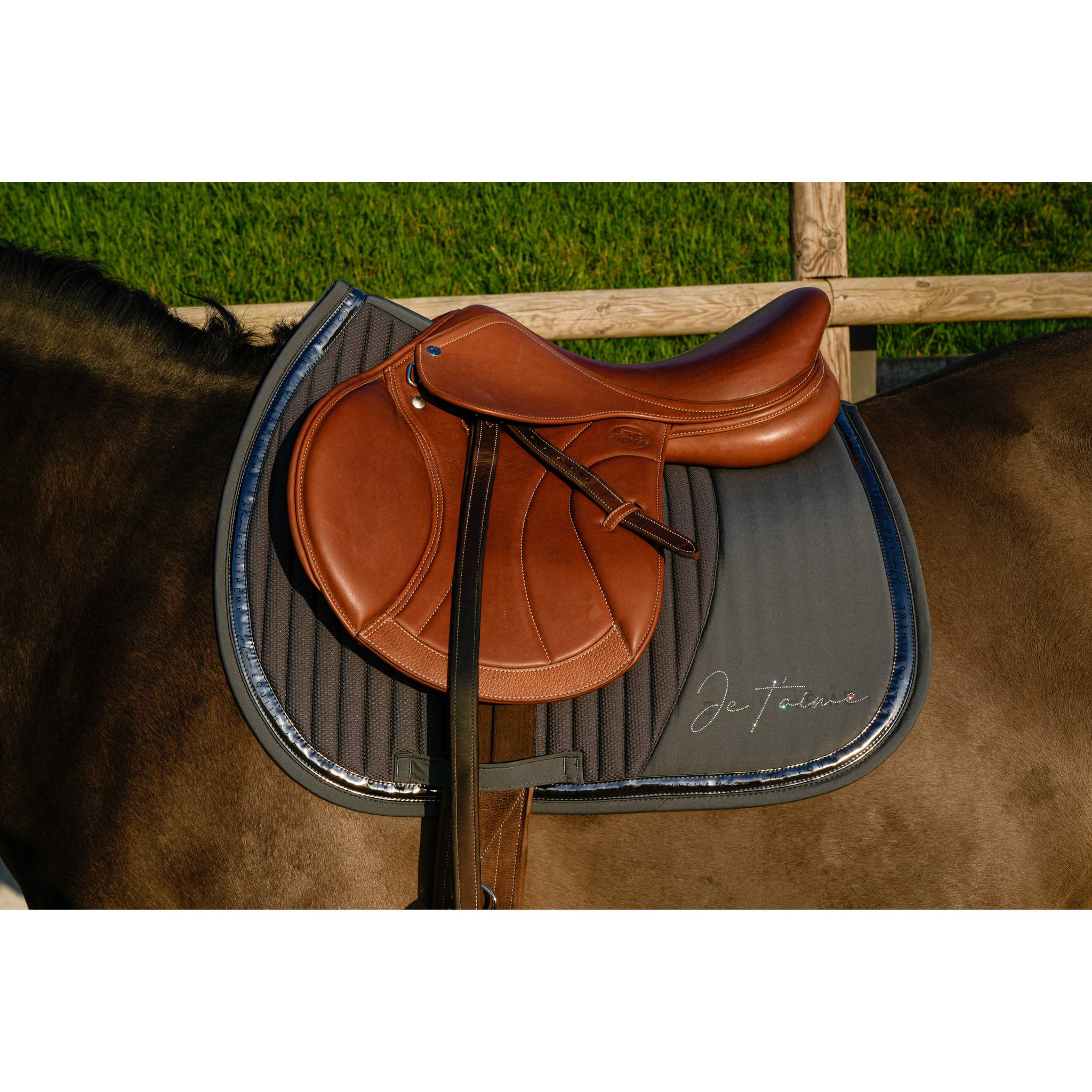 EQUITHÈME Talent All-Purpose Saddle Pad Khaki - 204511018_ambi_1