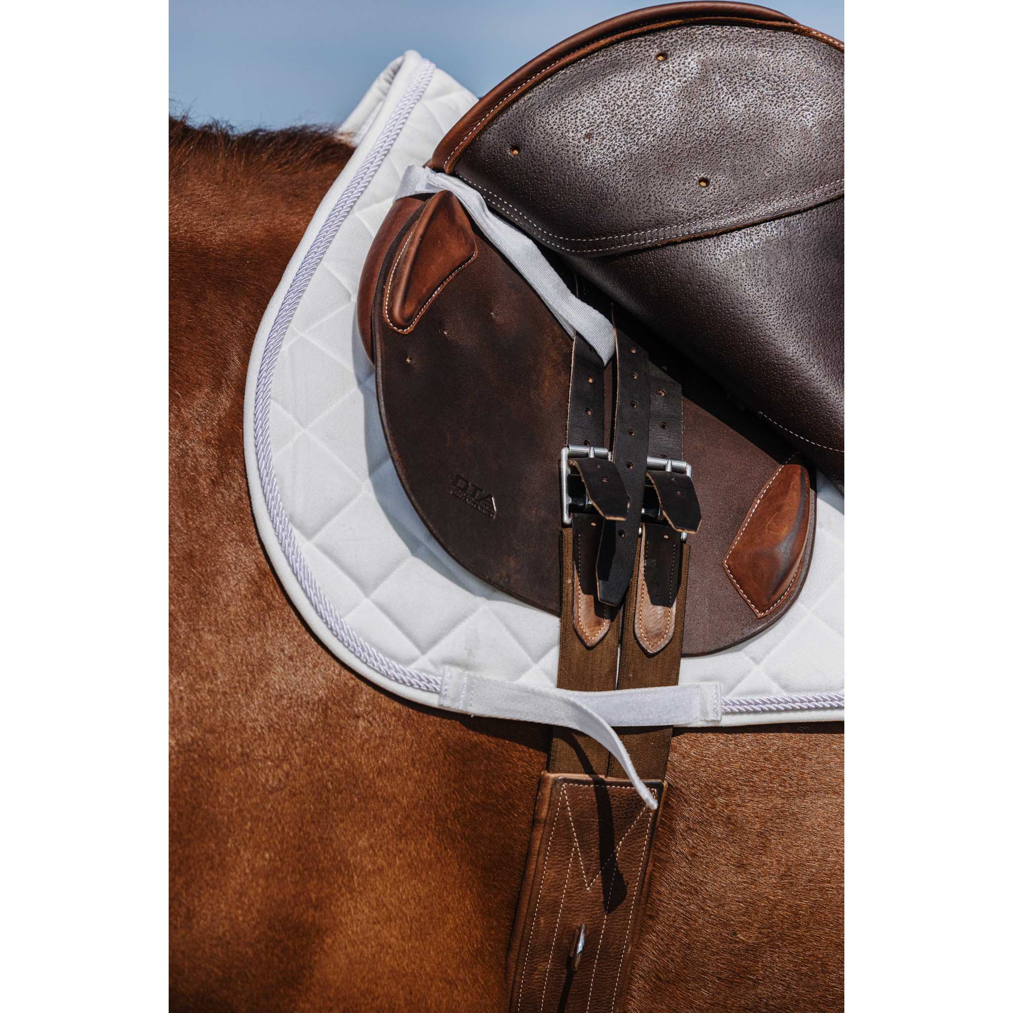 Riding World Velours saddle pad - All purpose White 204059001