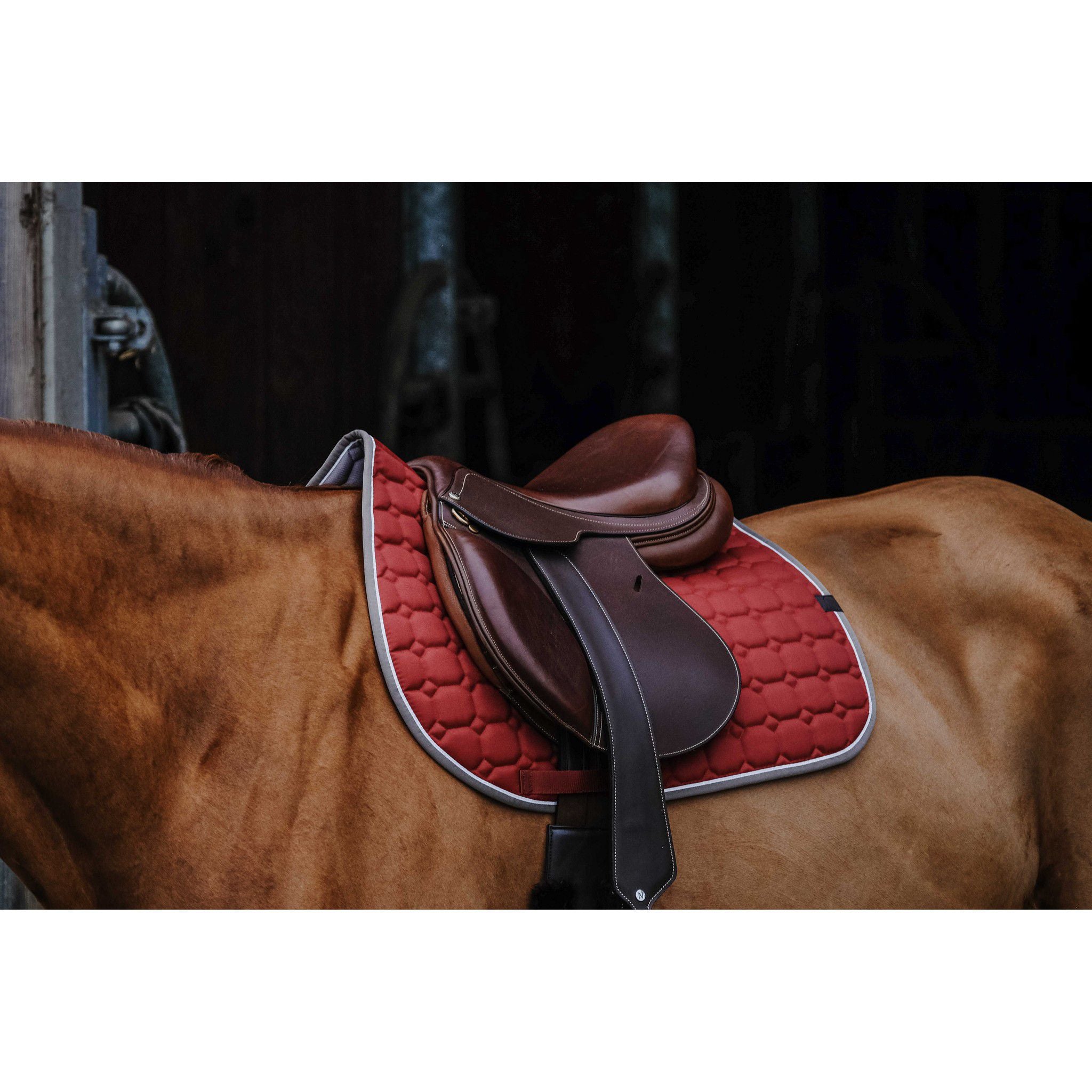 EQUITHÈME Orion saddle pad - All purpose Cherry 204774003