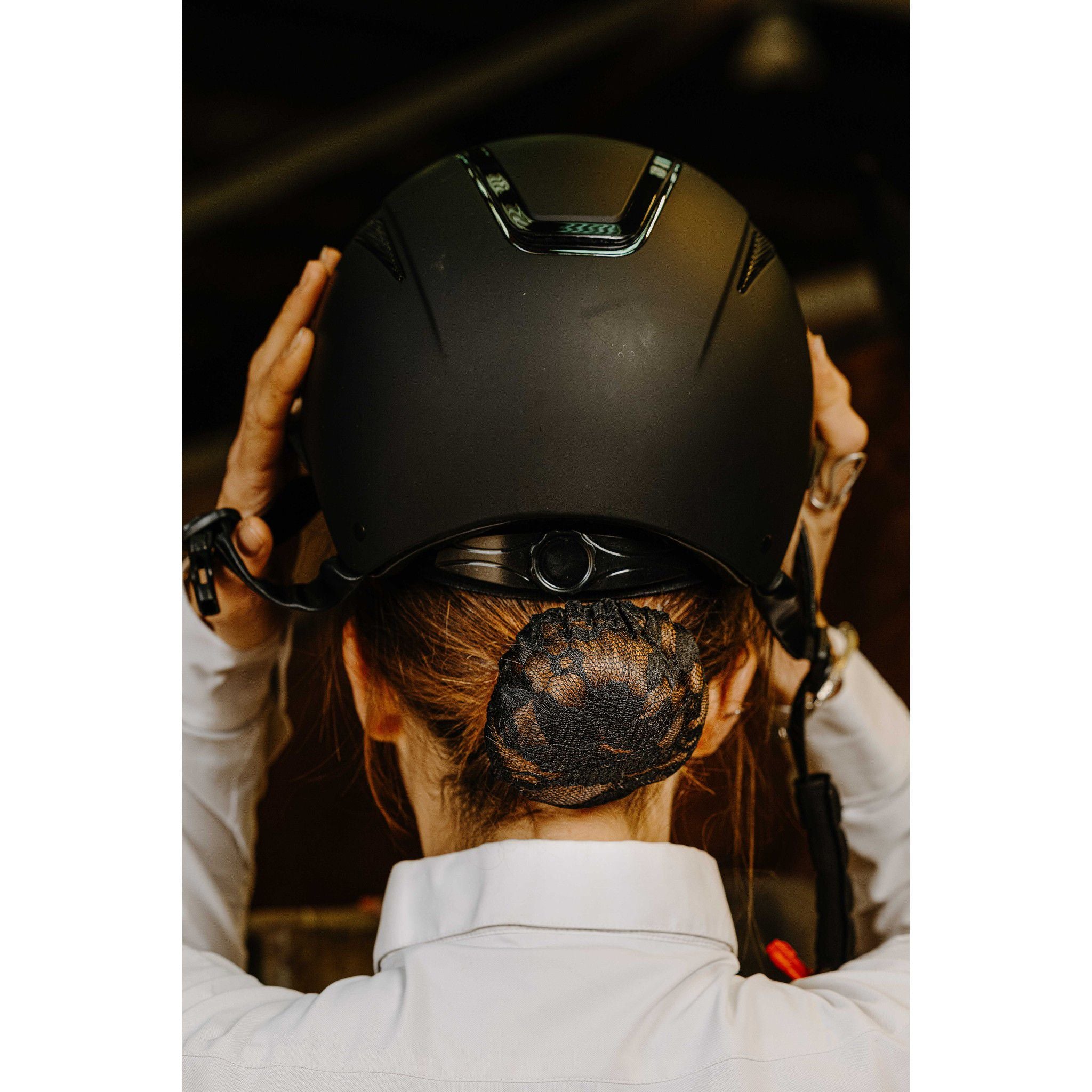 EQUITHÈME Dentelle Hair Net Black 930249002