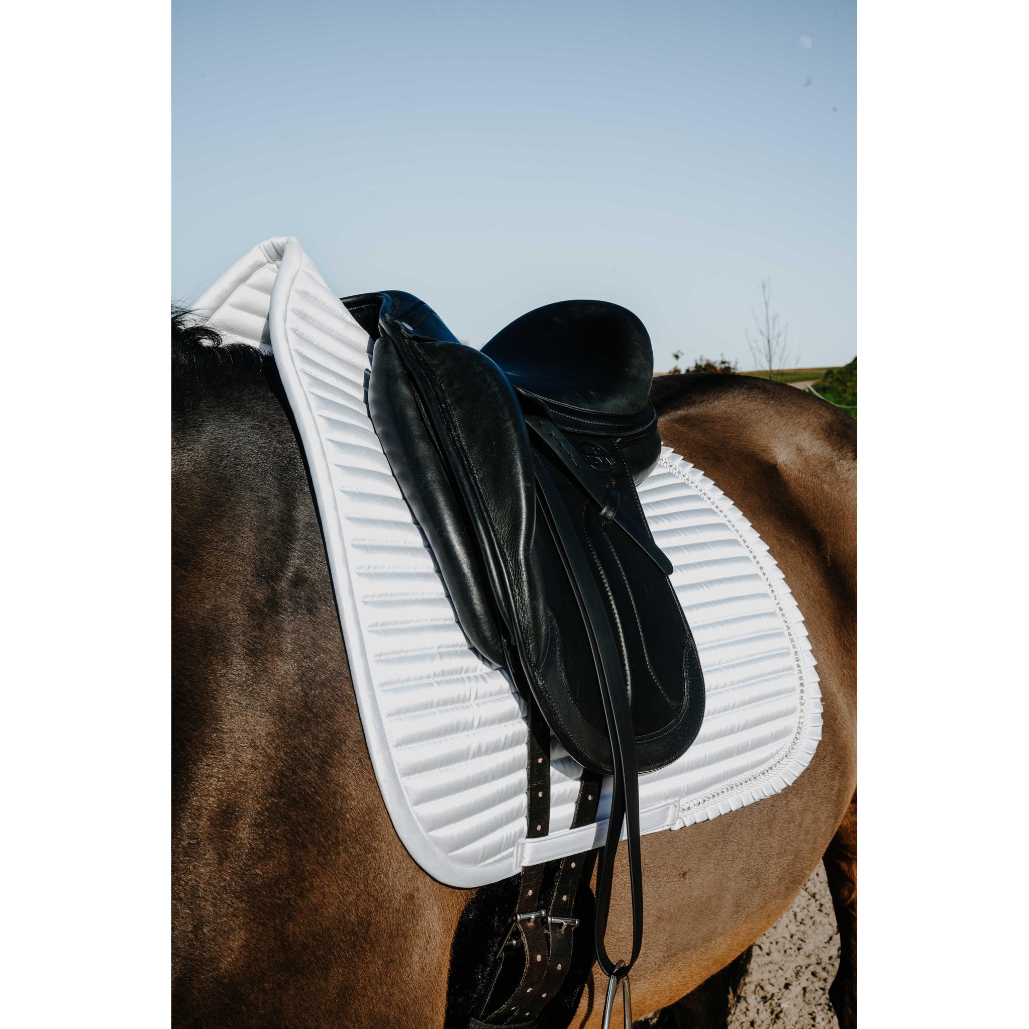 EQUITHÈME Glam Dressage Saddle Pad White - 204025001_ambi_3