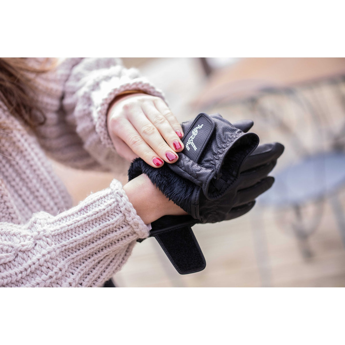 Pénélope Lyoni Riding Gloves Black - 930806265_ambi_12