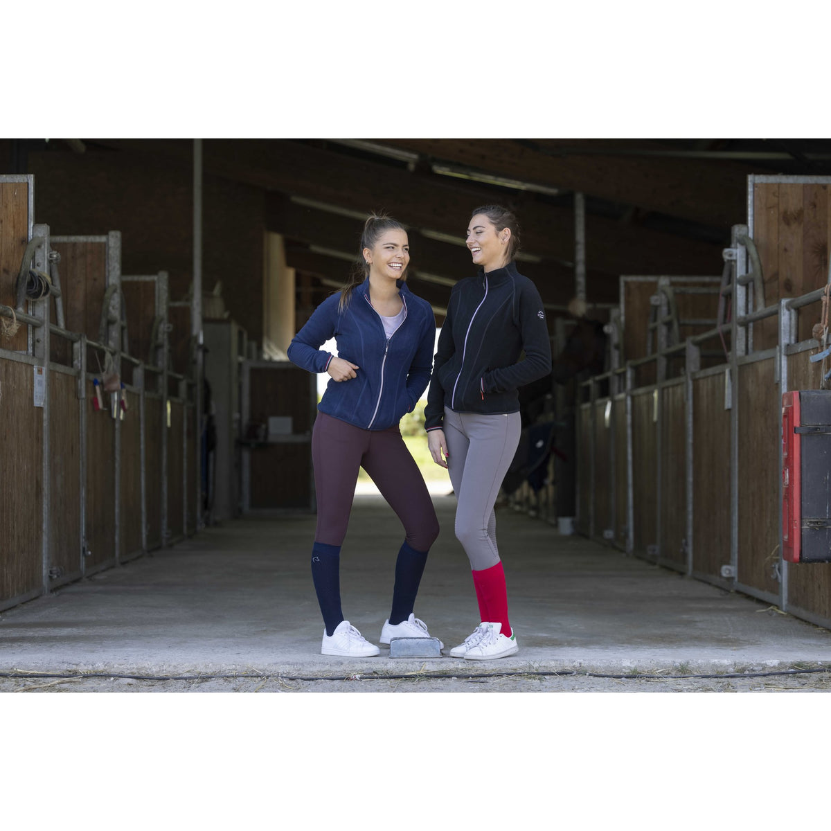 EQUITHÈME Lena Fleece Jacket - Women - Black - 964676021_ambi_1