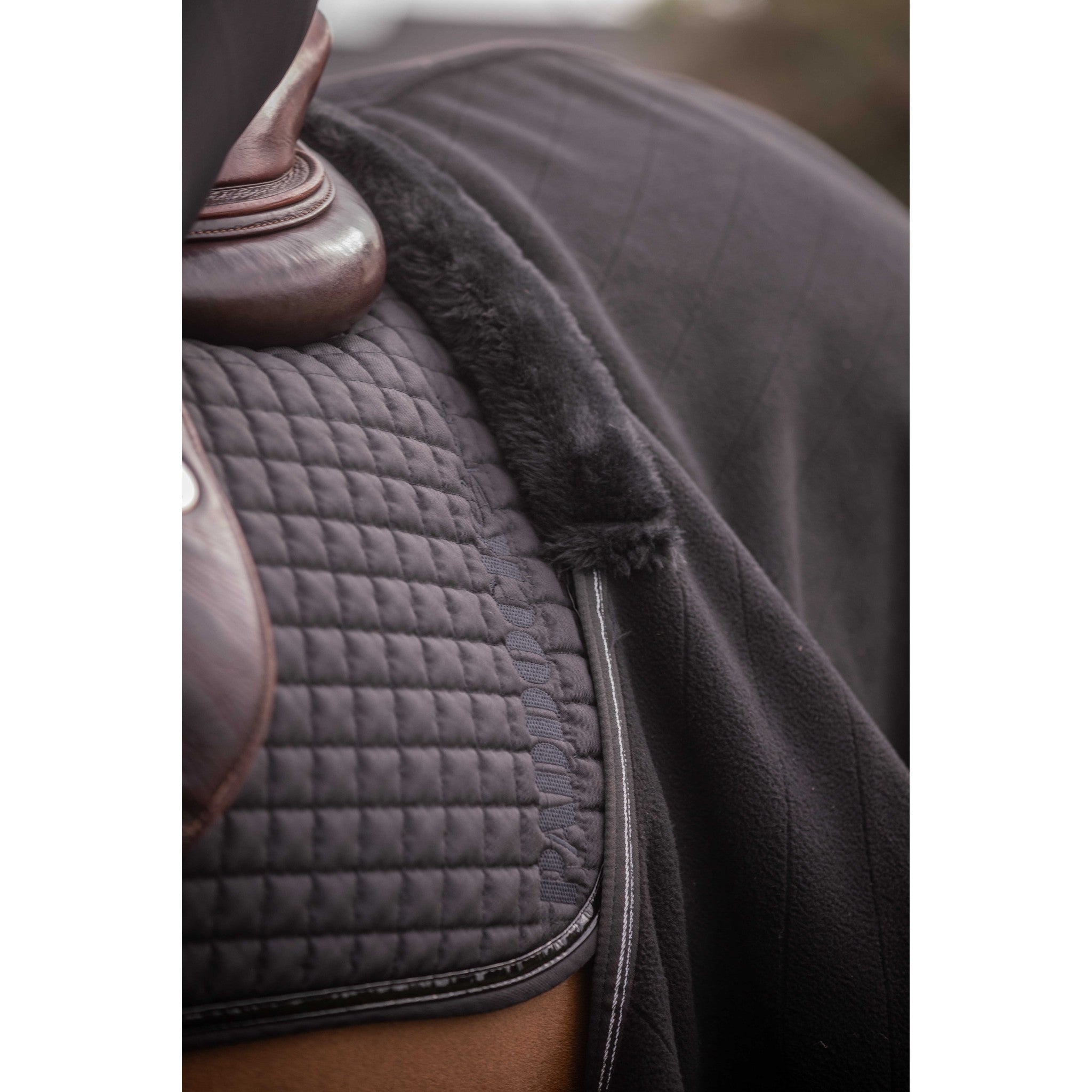 Paddock Sports Diagonal Polar Fleece Exercise Sheet Black 400038263