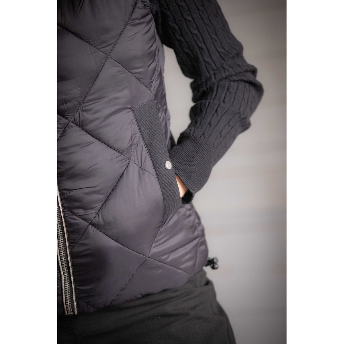 Pénélope PL-Chouki Reversible Down Jacket - Women - Black - 978836021_ambi_10