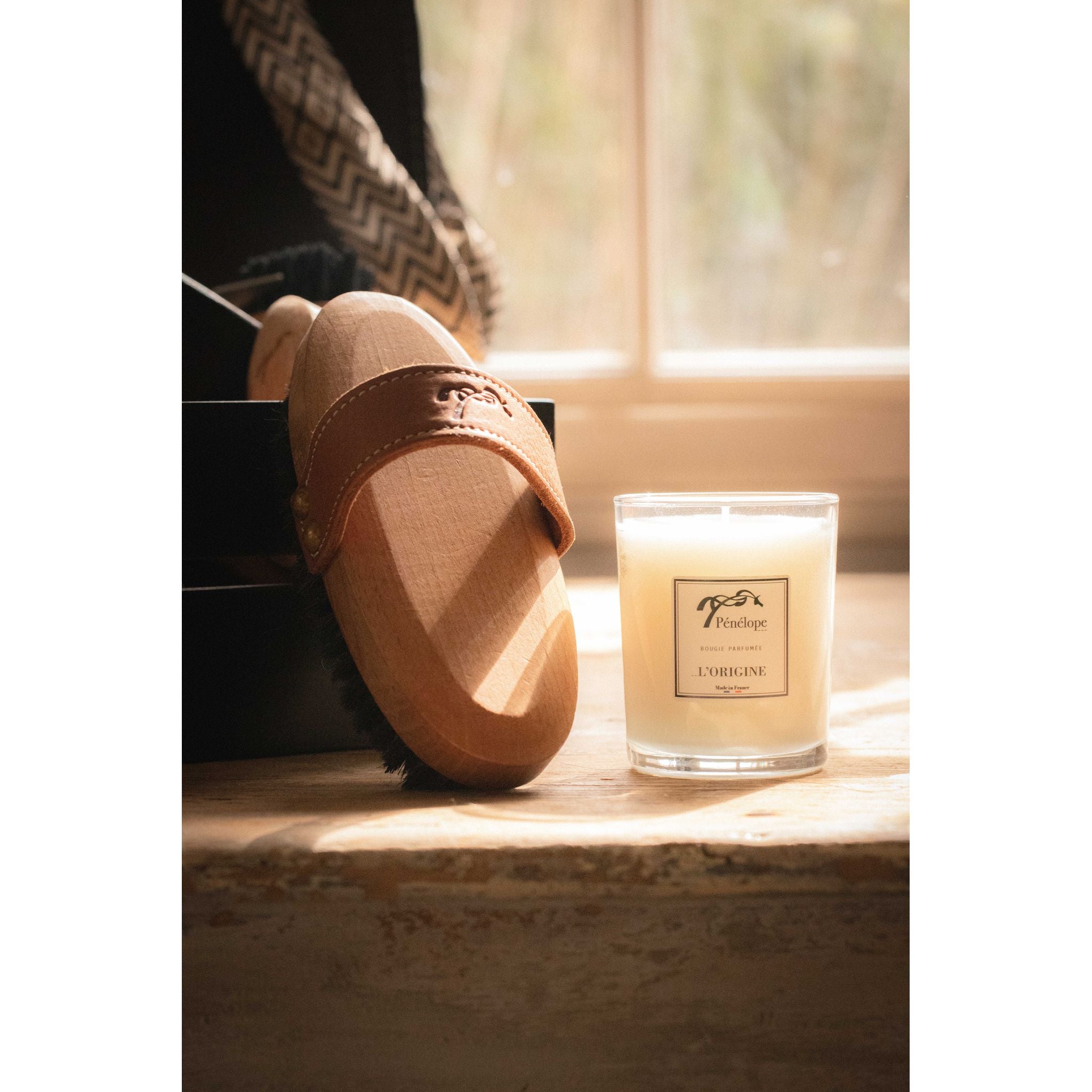 Penelope Origin Scented Candle - 720507180_ambi_1