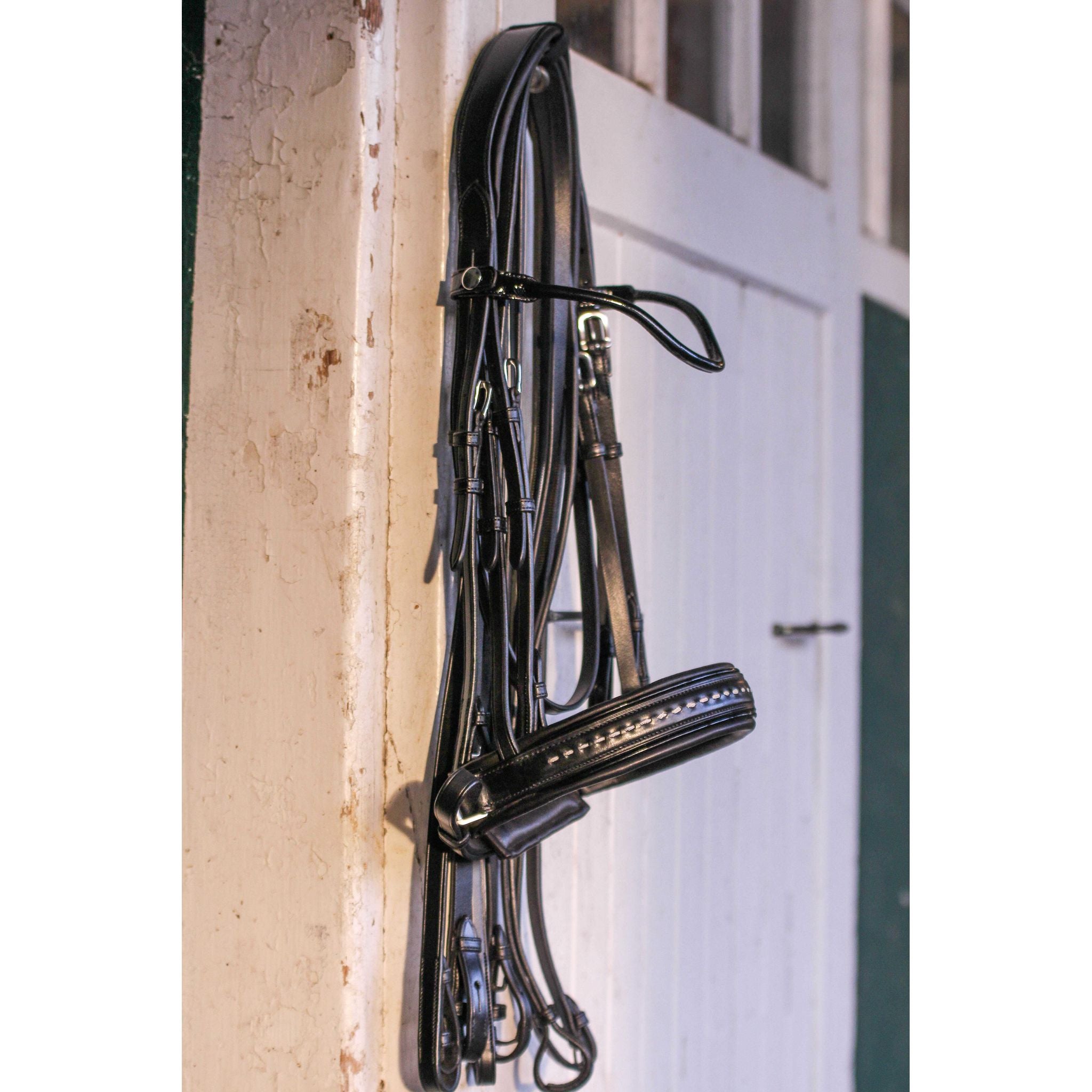 Penelope Point Sellier Bridle Black - 303100202_ambi_1