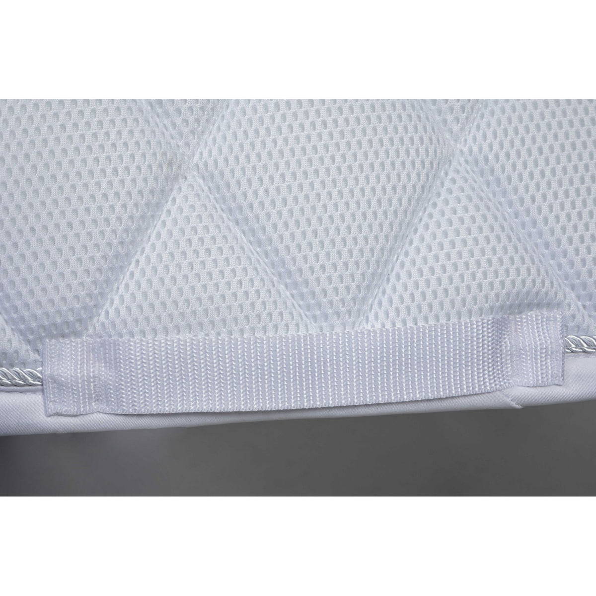 BACK ON TRACK Airflow Dressage Saddle Pad - White - b24127003_zoom_5