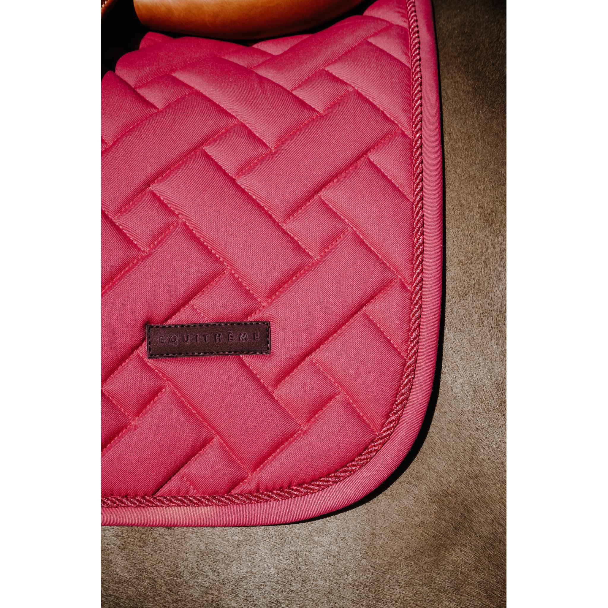 EQUITHÈME Starlet All-Purpose Saddle Pad Red - 204027003_ambi_3