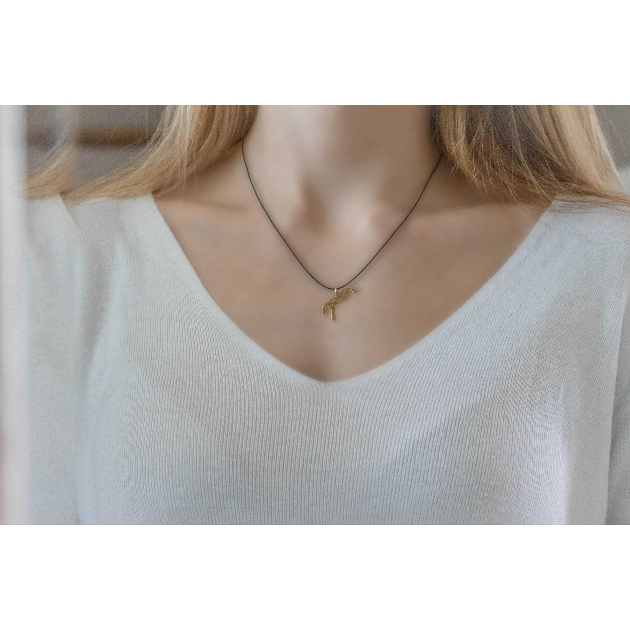 Penelope Equestrian Necklace Golden - 902912010_ambi_9